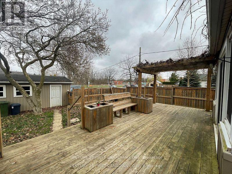 64 Edward Street, St. Thomas, Ontario  N5P 1Y6 - Photo 42 - X12739440