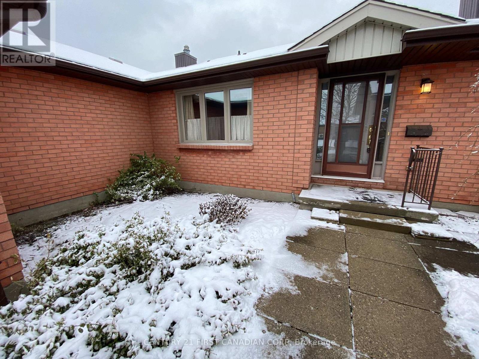 2 - 55 Fiddlers Green Road, London North, Ontario  N6H 4T8 - Photo 38 - X12739468