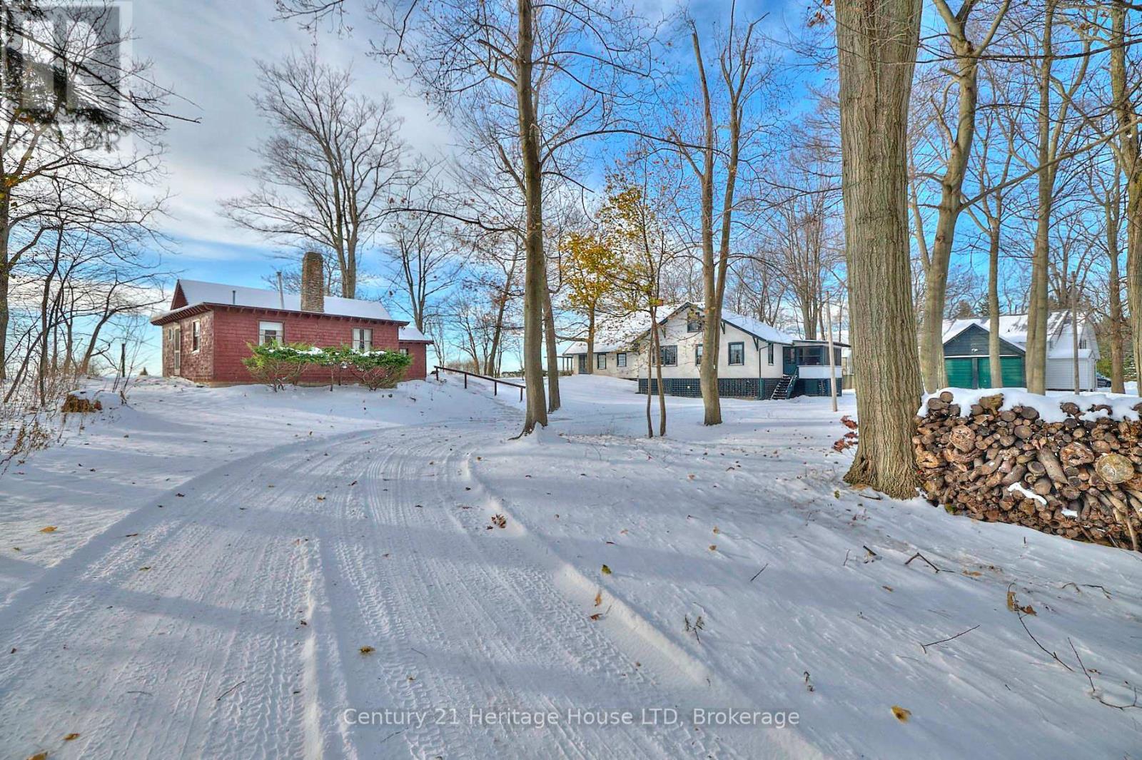 1033 Firelane 1 Road, Port Colborne, Ontario  L3K 5V3 - Photo 4 - X12523836