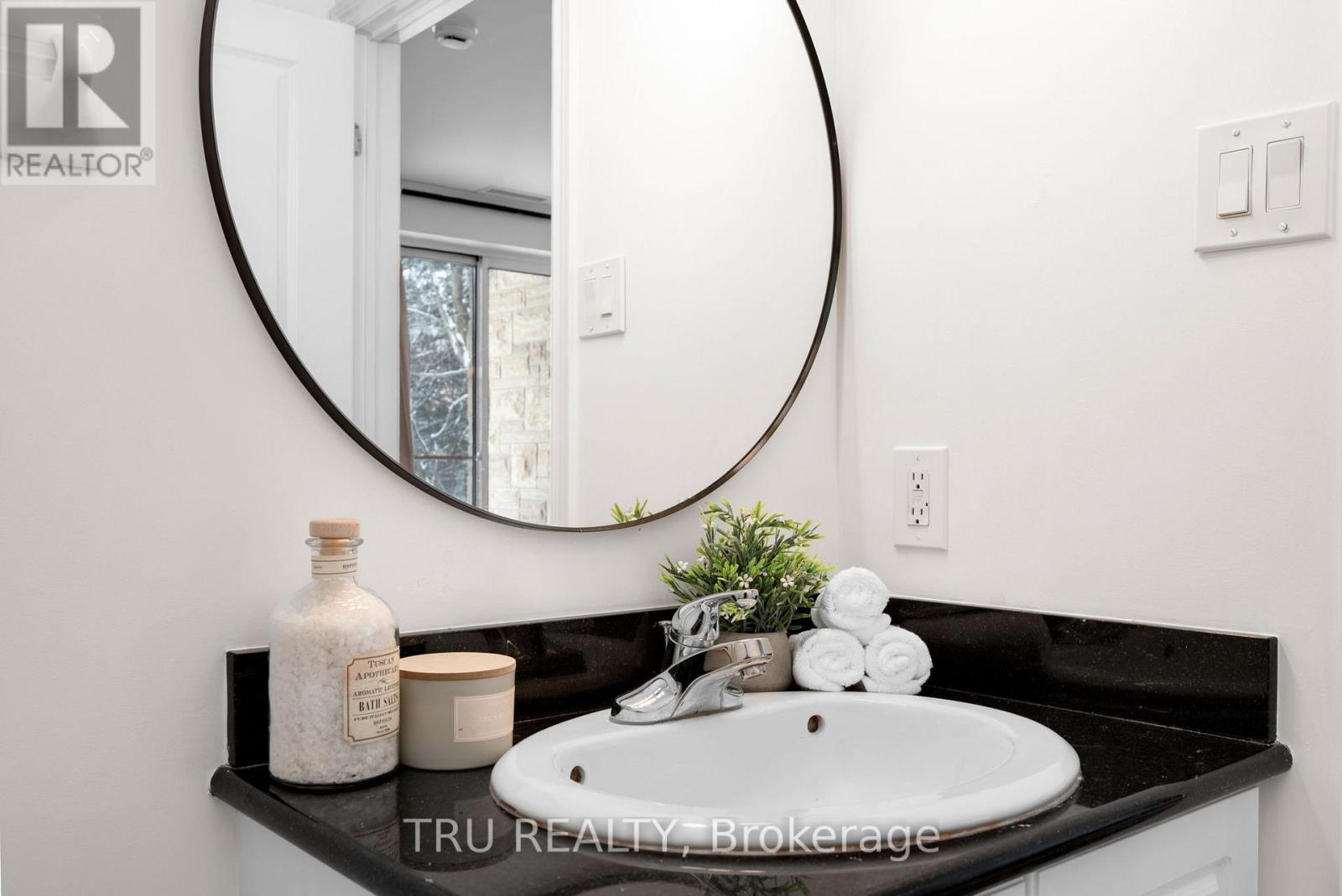 104 - 314 Central Park Drive, Ottawa, Ontario K2C 0R2 - Photo 23 - X12739444