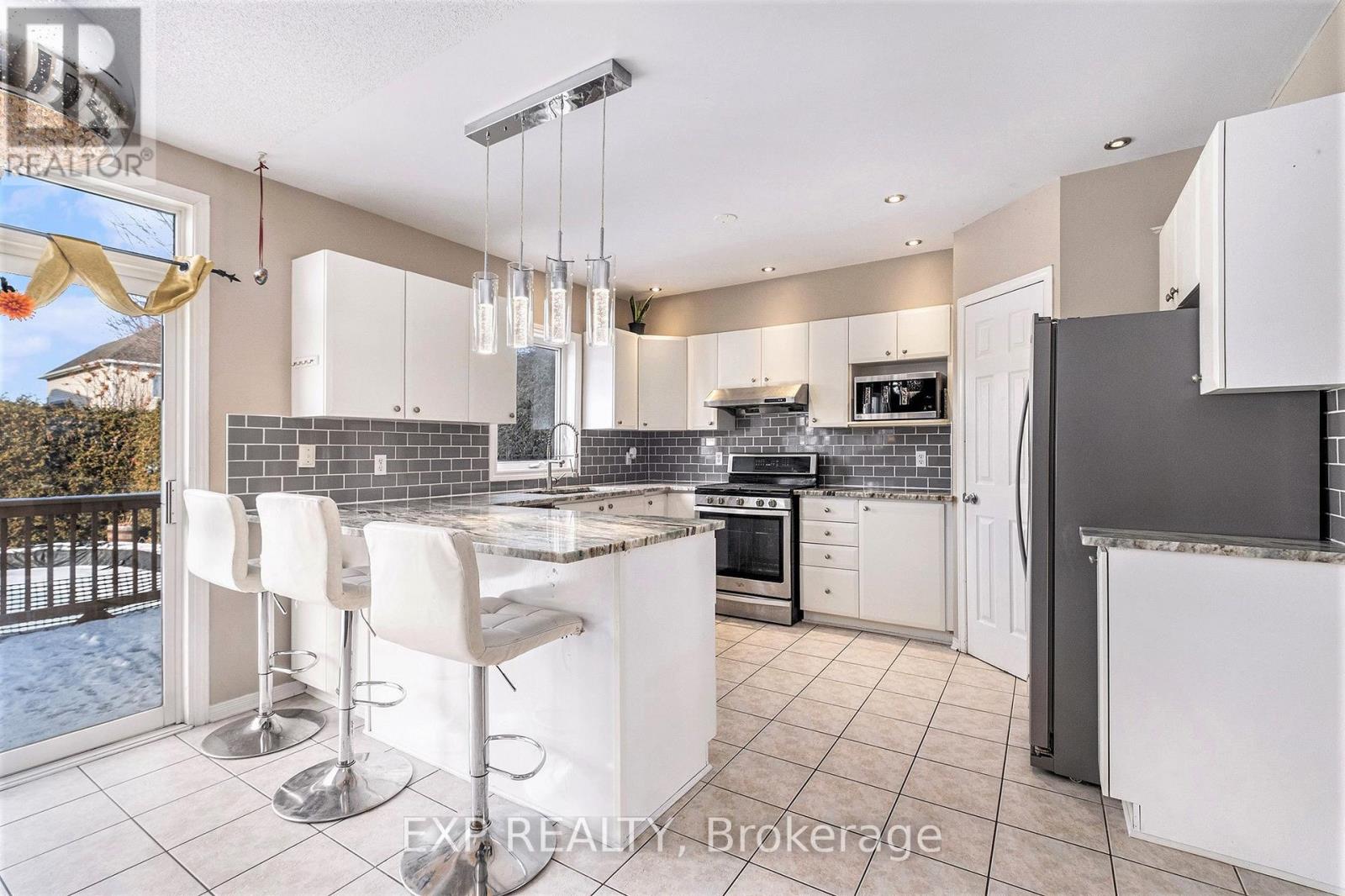 61 Lamadeleine Boulevard, Russell, Ontario  K0A 1W0 - Photo 7 - X12739496