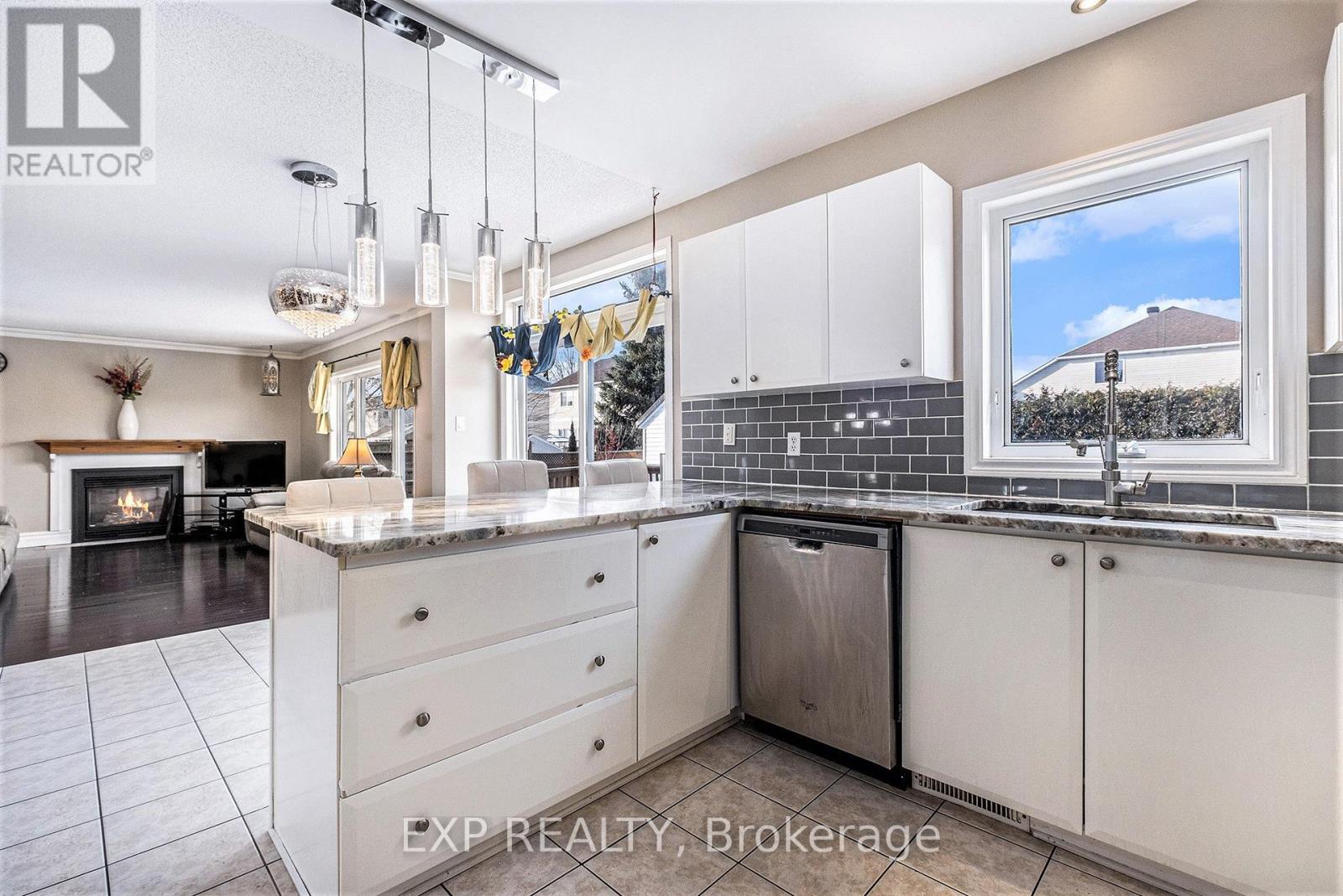 61 Lamadeleine Boulevard, Russell, Ontario  K0A 1W0 - Photo 8 - X12739496