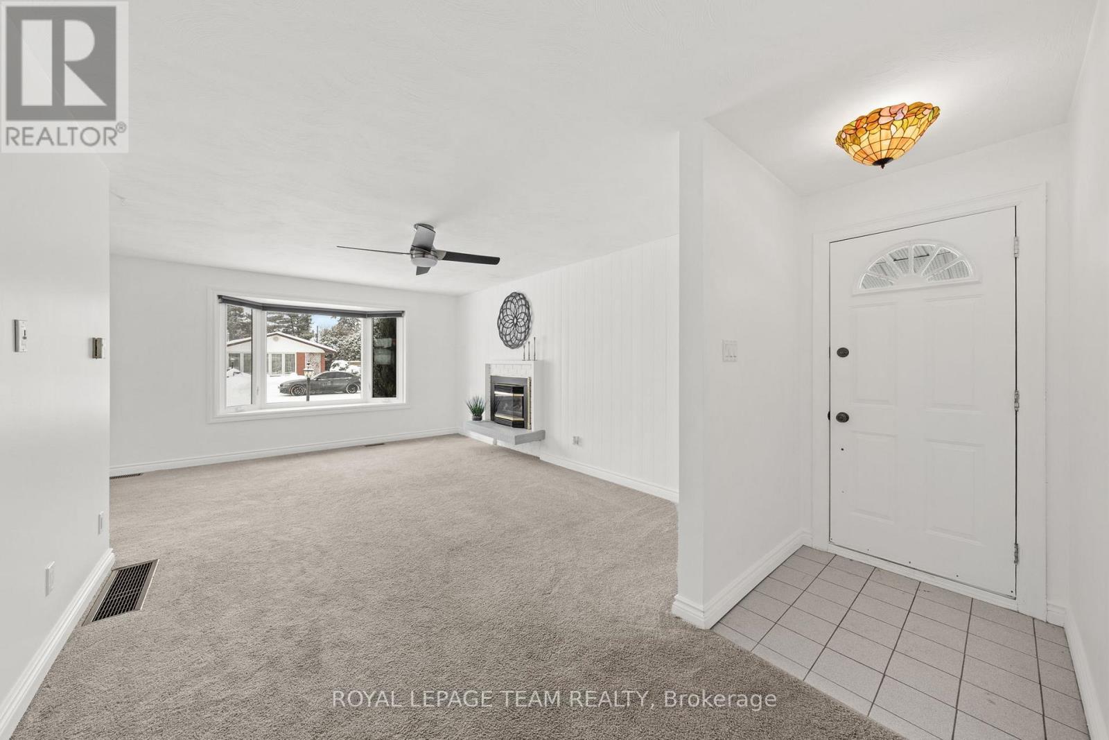 3 Domus Crescent, Ottawa, Ontario  K2H 6A3 - Photo 6 - X12739500