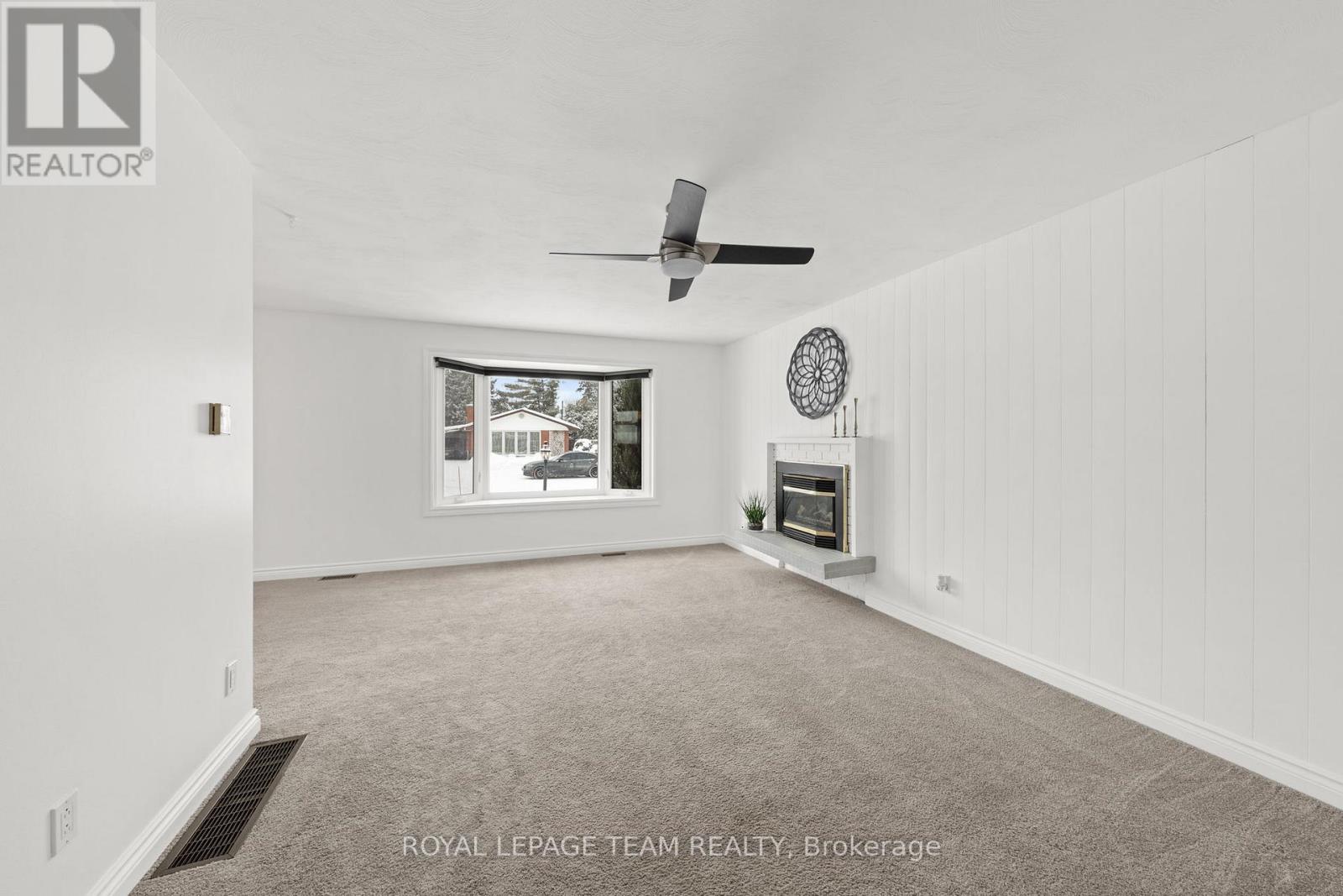 3 Domus Crescent, Ottawa, Ontario  K2H 6A3 - Photo 7 - X12739500