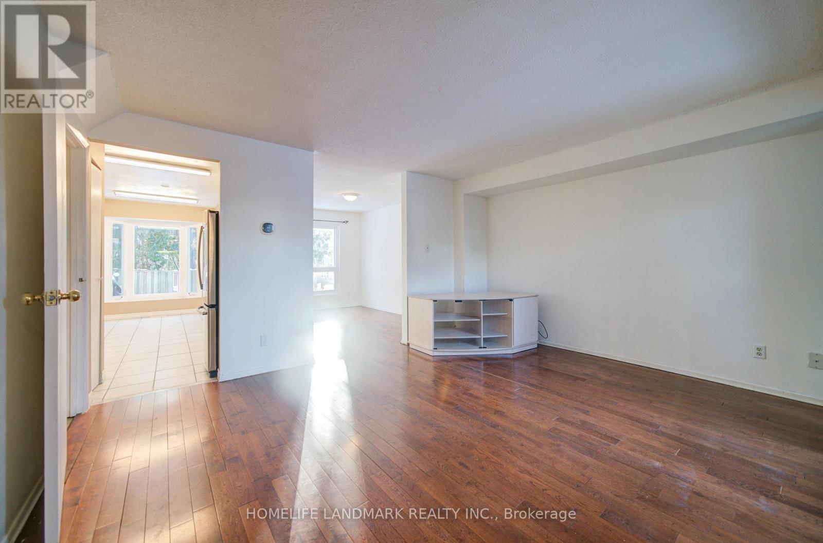 29 Moorehouse Drive, Toronto, Ontario  M1V 2E2 - Photo 2 - E12716066