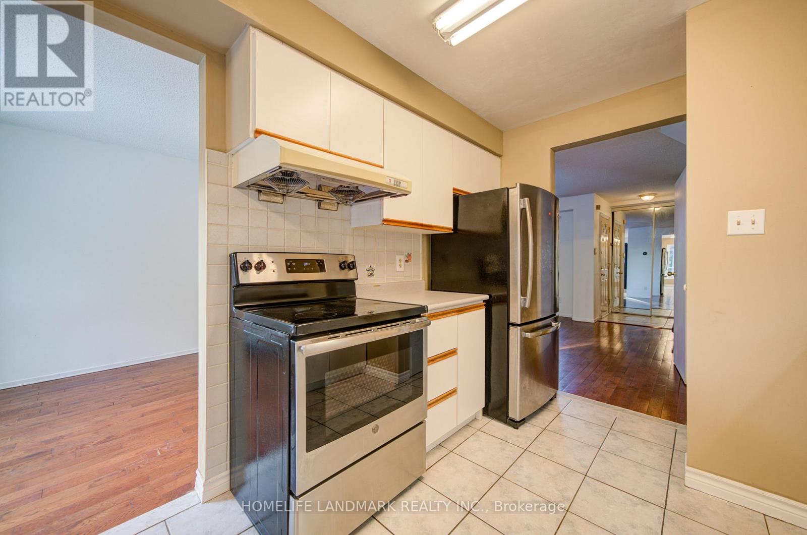 29 Moorehouse Drive, Toronto, Ontario  M1V 2E2 - Photo 11 - E12716066