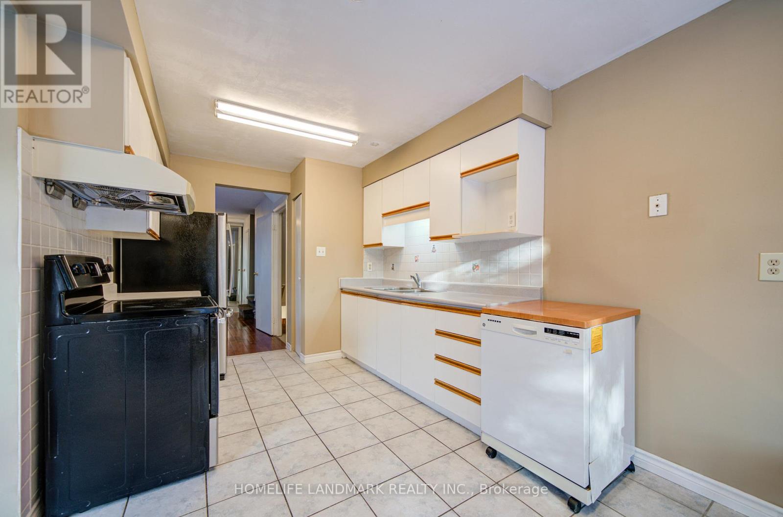 29 Moorehouse Drive, Toronto, Ontario  M1V 2E2 - Photo 15 - E12716066