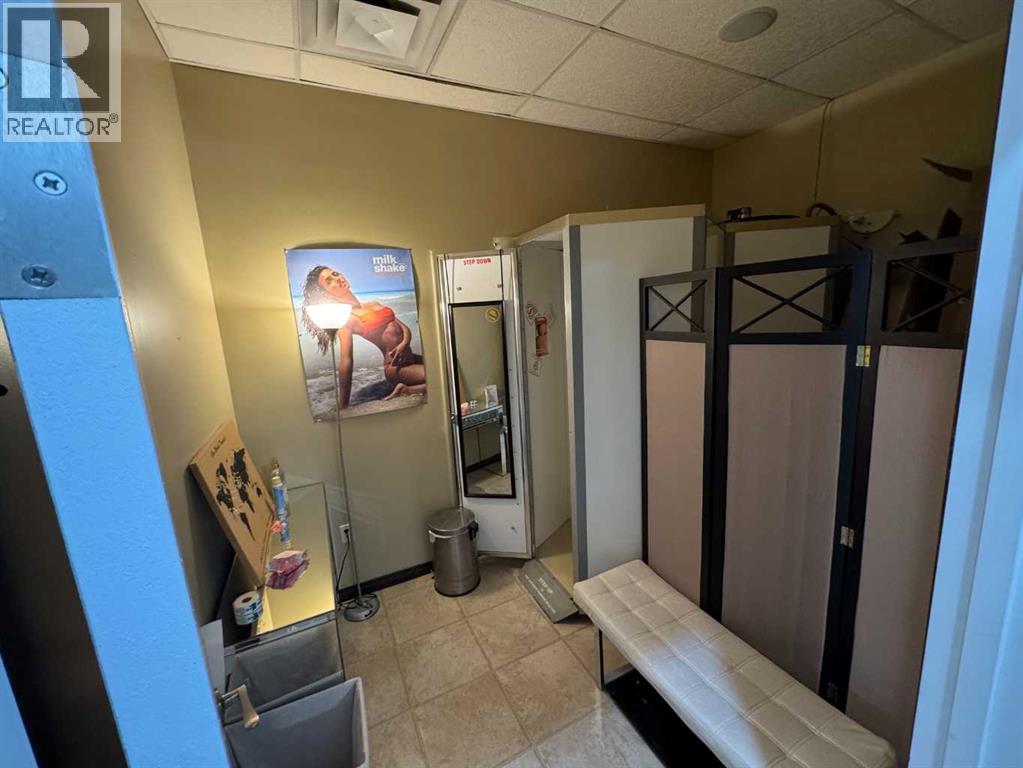 1022 1 Avenue, Beaverlodge, Alberta  T0H 0C0 - Photo 7 - A2282255