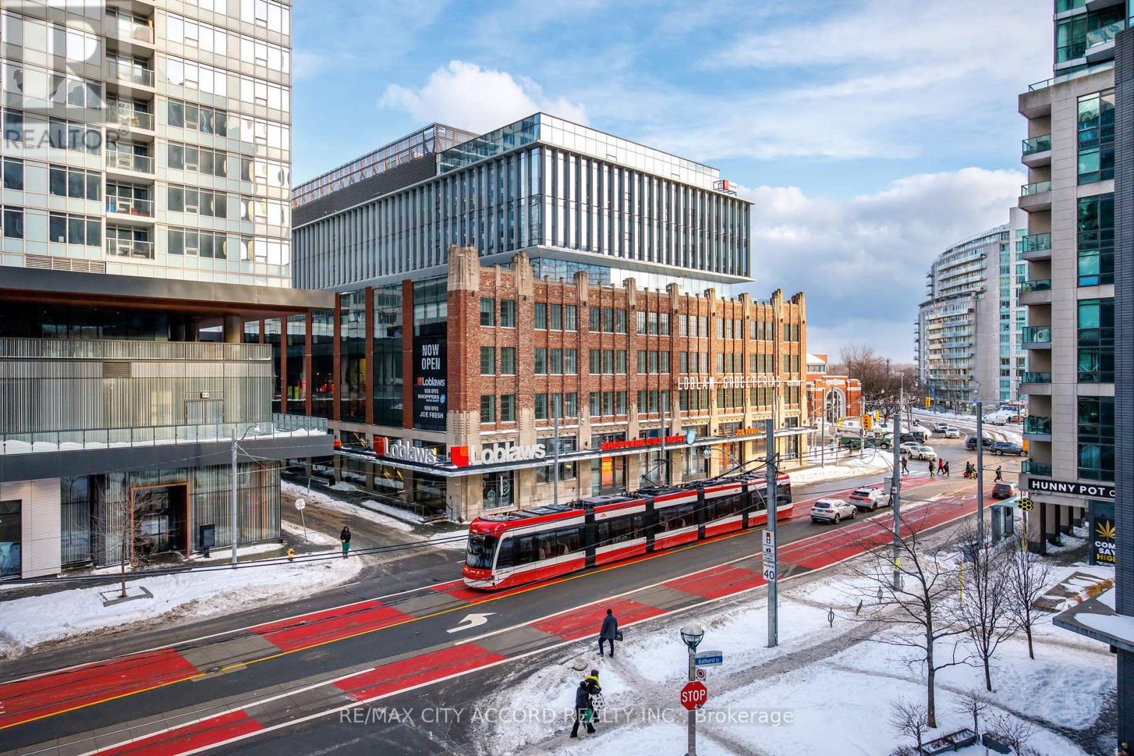 311 - 20 Bruyeres Mews, Toronto, Ontario  M5V 0G8 - Photo 3 - C12739420