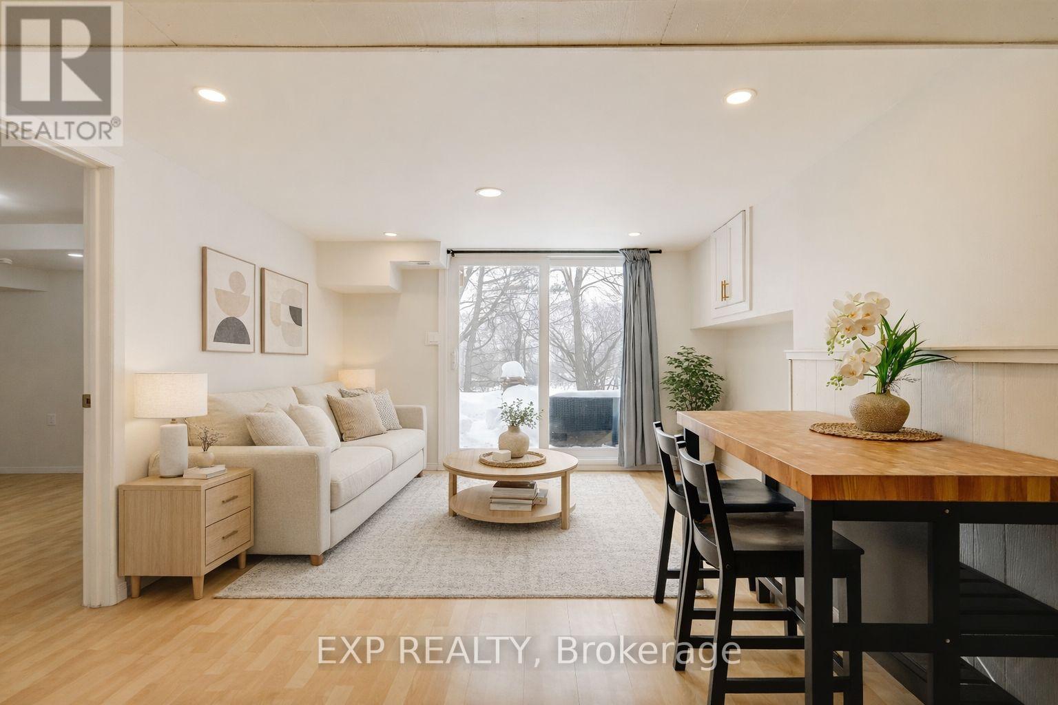 LOWER - 100 MICMAC CRESCENT, Toronto, Ontario