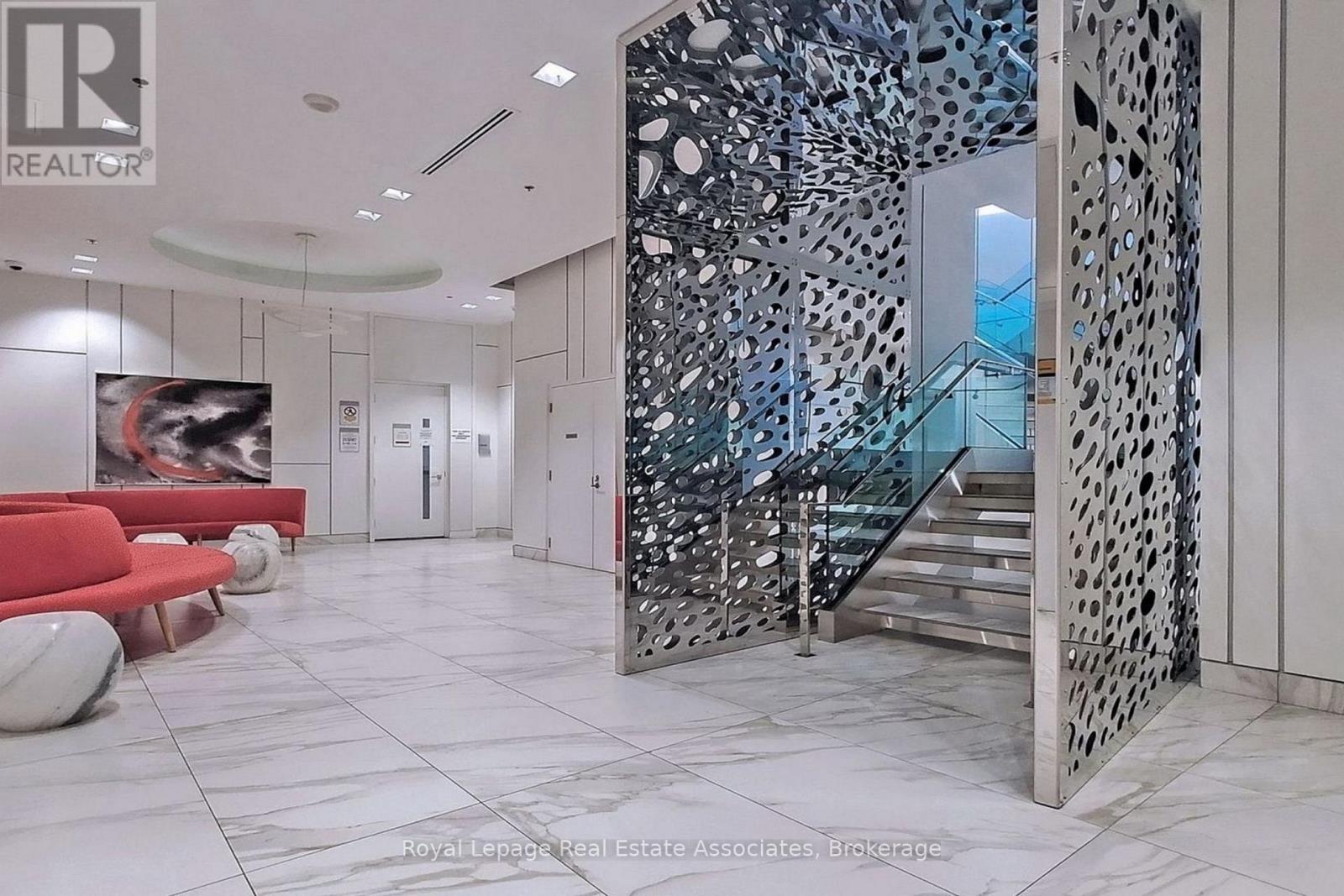 1705 - 12 York Street, Toronto, Ontario  M5J 0A9 - Photo 36 - C12739430