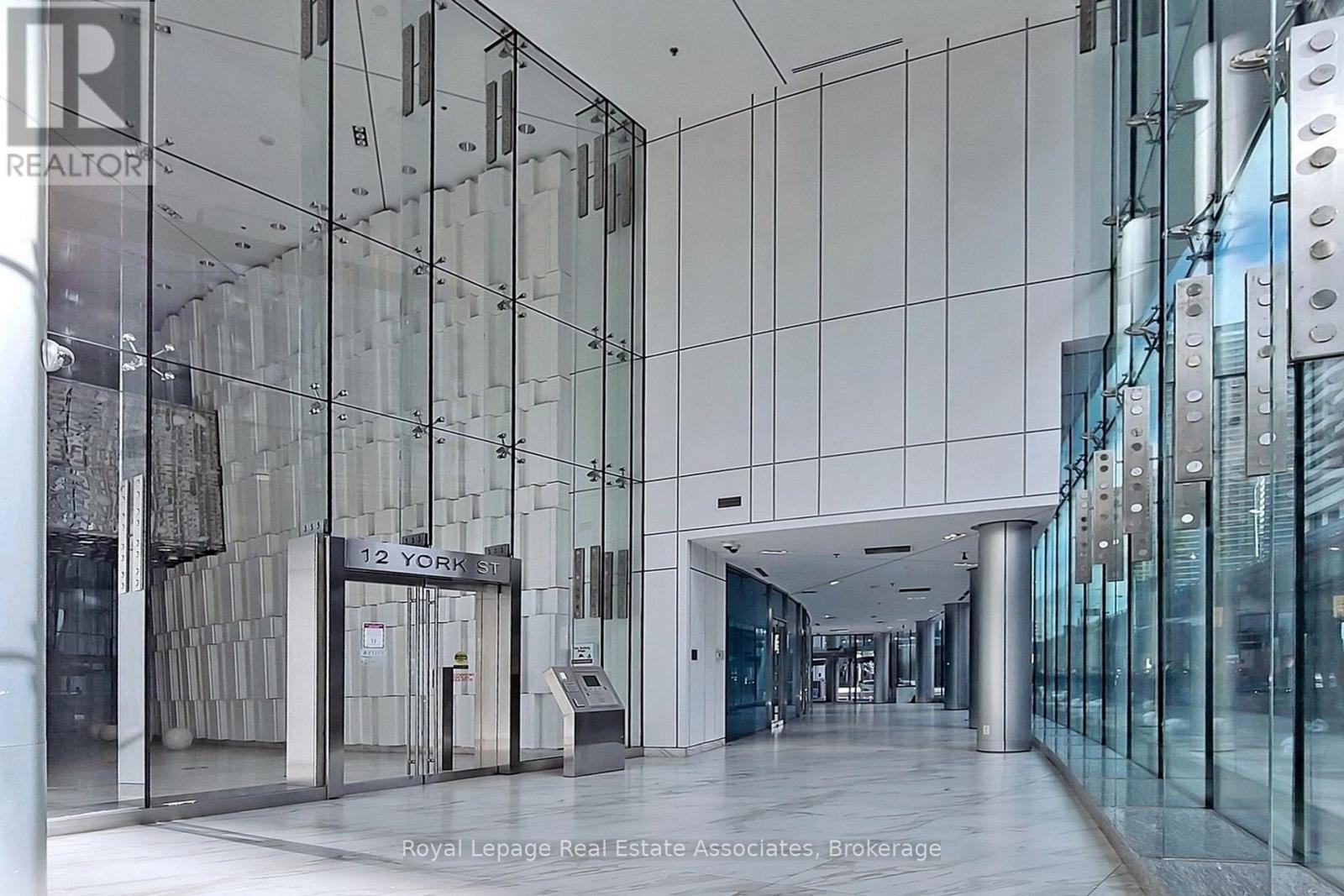 1705 - 12 York Street, Toronto, Ontario  M5J 0A9 - Photo 47 - C12739430