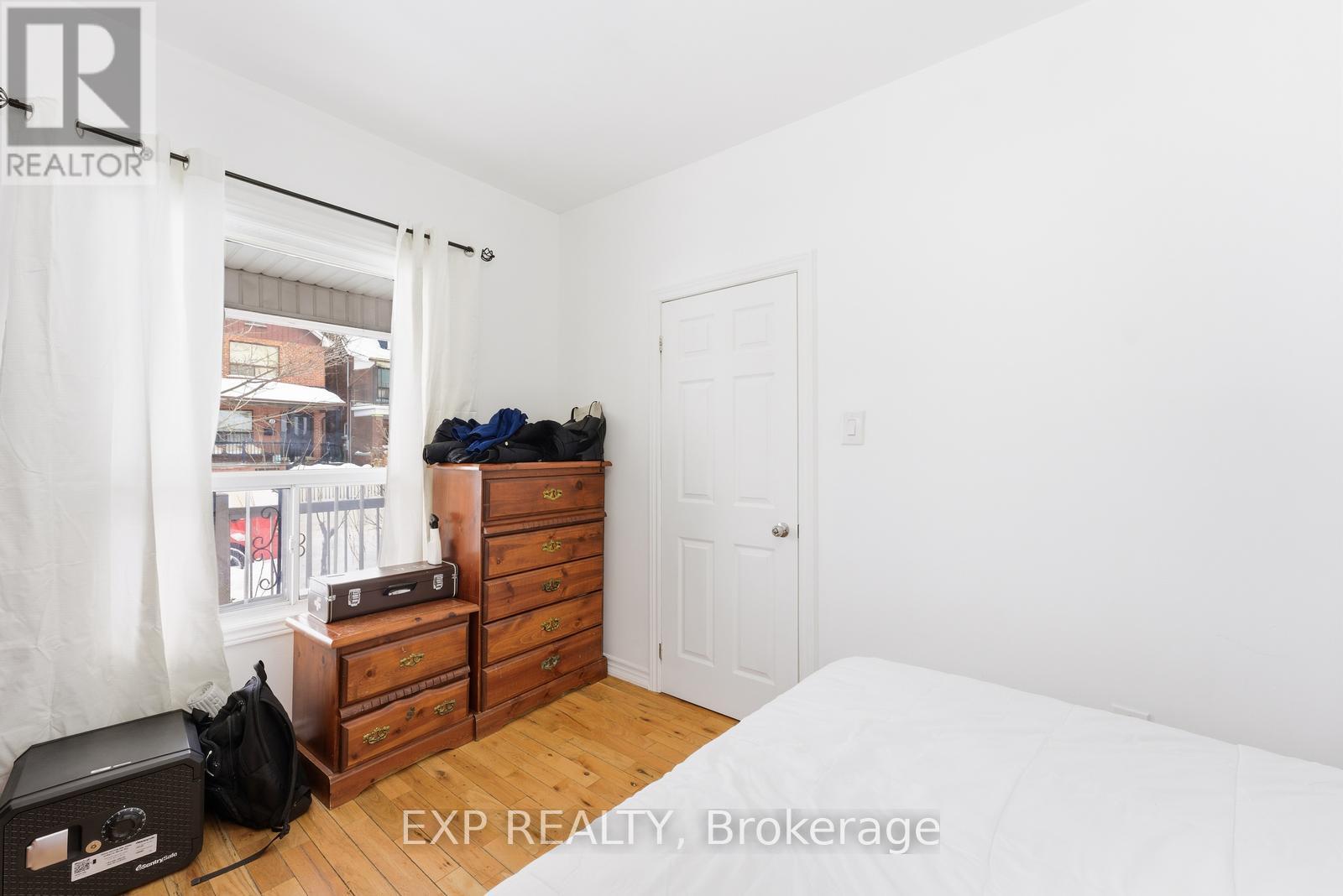 20 Muir Avenue, Toronto, Ontario  M6H 1E8 - Photo 12 - C12739448