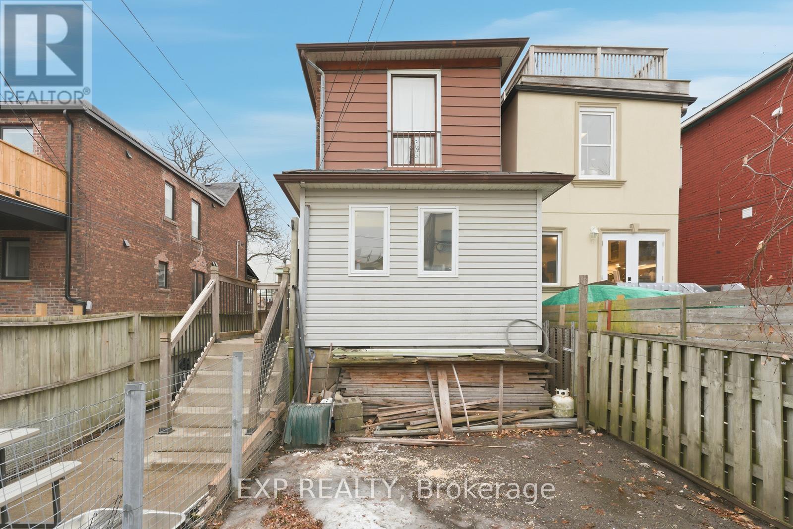 20 Muir Avenue, Toronto, Ontario  M6H 1E8 - Photo 26 - C12739448