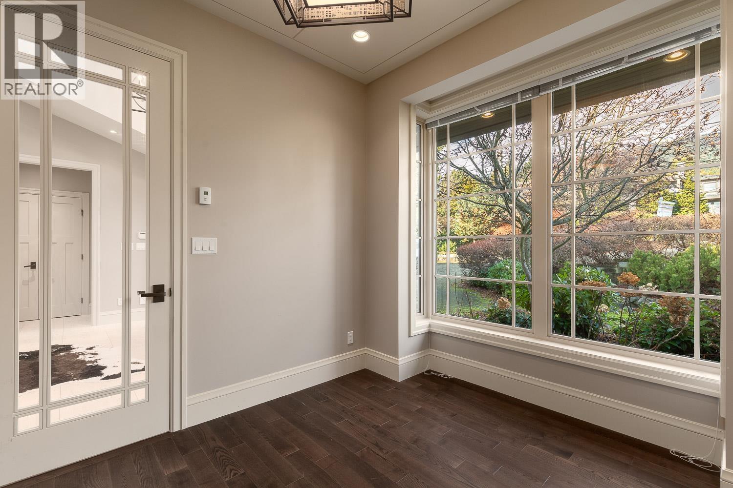 2566 Marine Drive, West Vancouver, British Columbia  V7V 1L4 - Photo 4 - R3079384