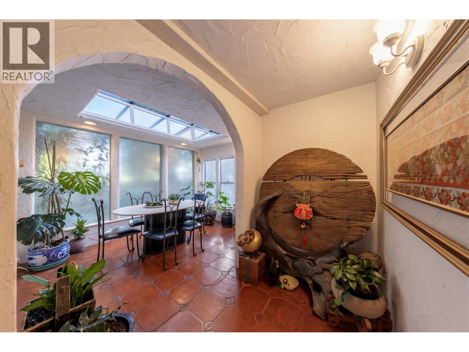 1670 Ayleslynn Drive, North Vancouver, British Columbia  V7J 2T3 - Photo 16 - R3083636