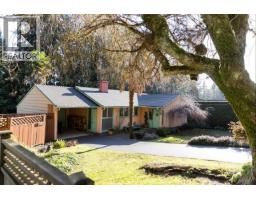 1670 AYLESLYNN DRIVE, North Vancouver, British Columbia