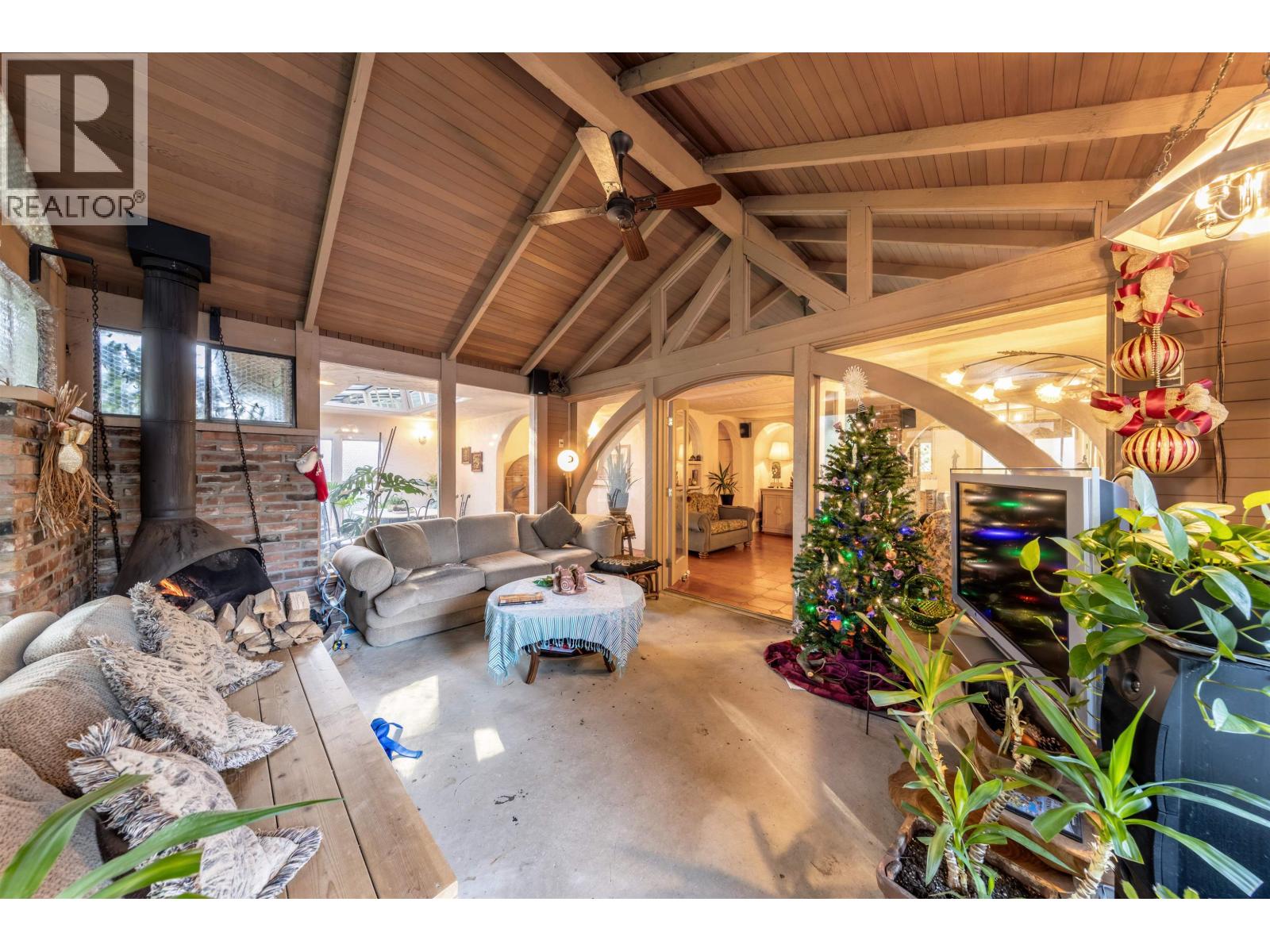 1670 Ayleslynn Drive, North Vancouver, British Columbia  V7J 2T3 - Photo 14 - R3083636