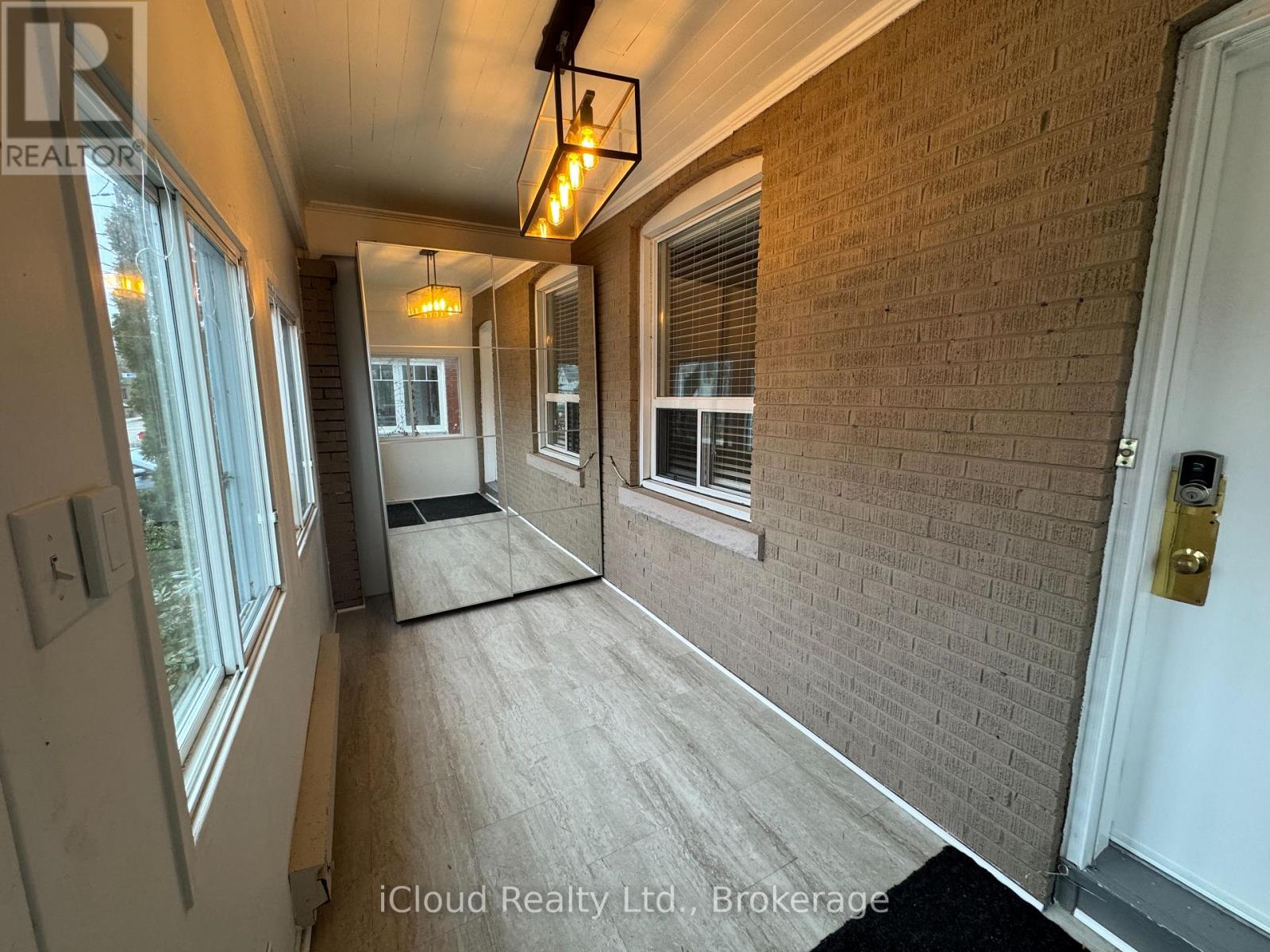 158 Westlake Avenue, Toronto, Ontario  M4C 4S2 - Photo 2 - E12739362