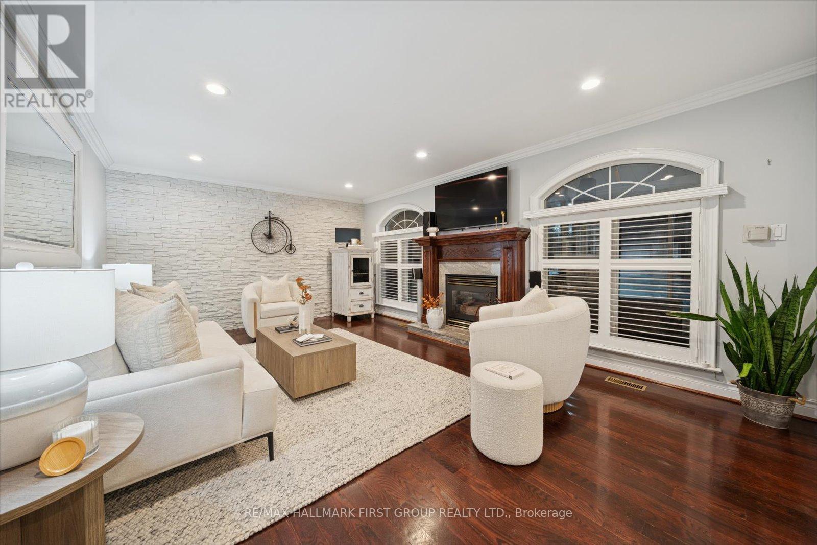 1779 Woodview Avenue, Pickering, Ontario  L1V 1L3 - Photo 11 - E12739436