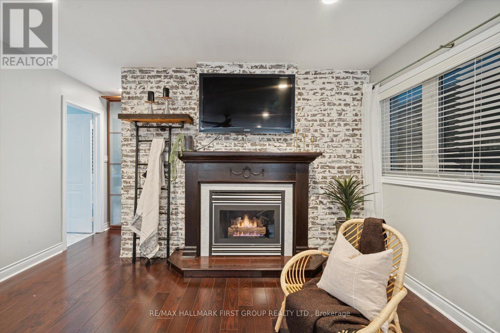 1779 Woodview Avenue, Pickering, Ontario  L1V 1L3 - Photo 17 - E12739436