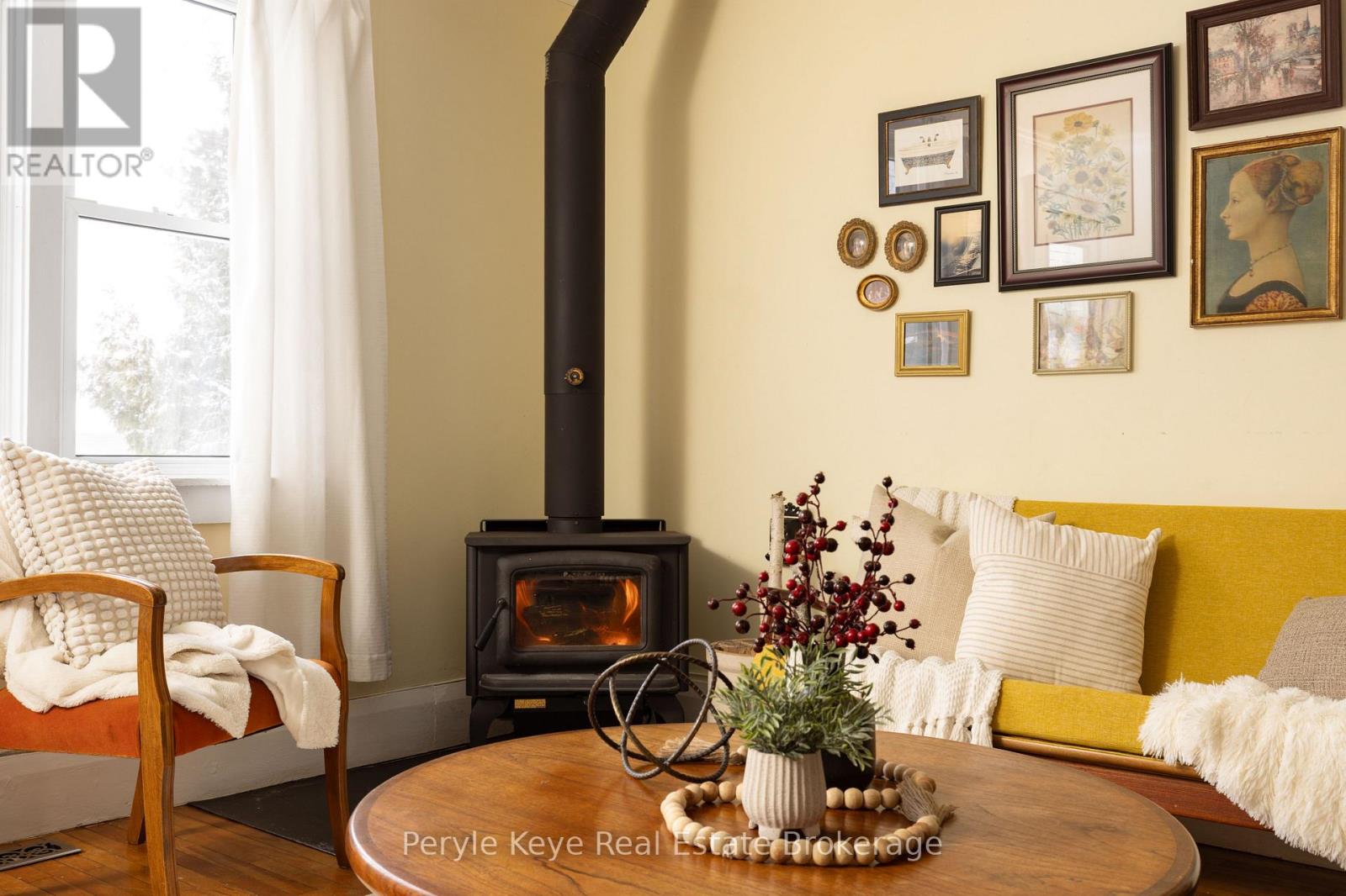 15 East Elliott Street, Huntsville, Ontario  P1H 1W8 - Photo 14 - X12589134