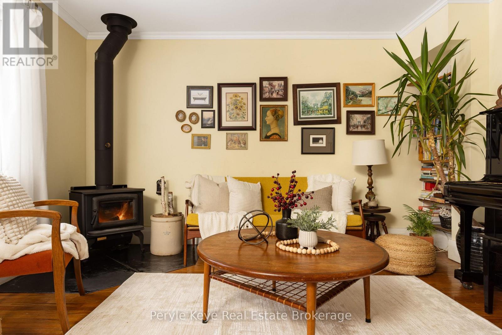 15 East Elliott Street, Huntsville, Ontario  P1H 1W8 - Photo 13 - X12589134