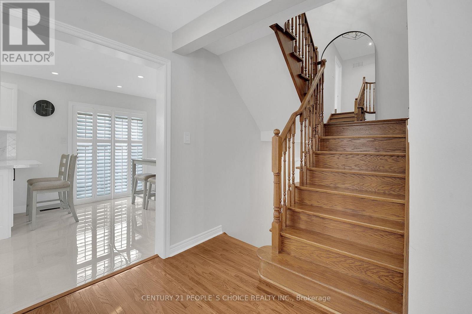 166 Marbella Road, Vaughan, Ontario  L4H 1L4 - Photo 10 - N12739372