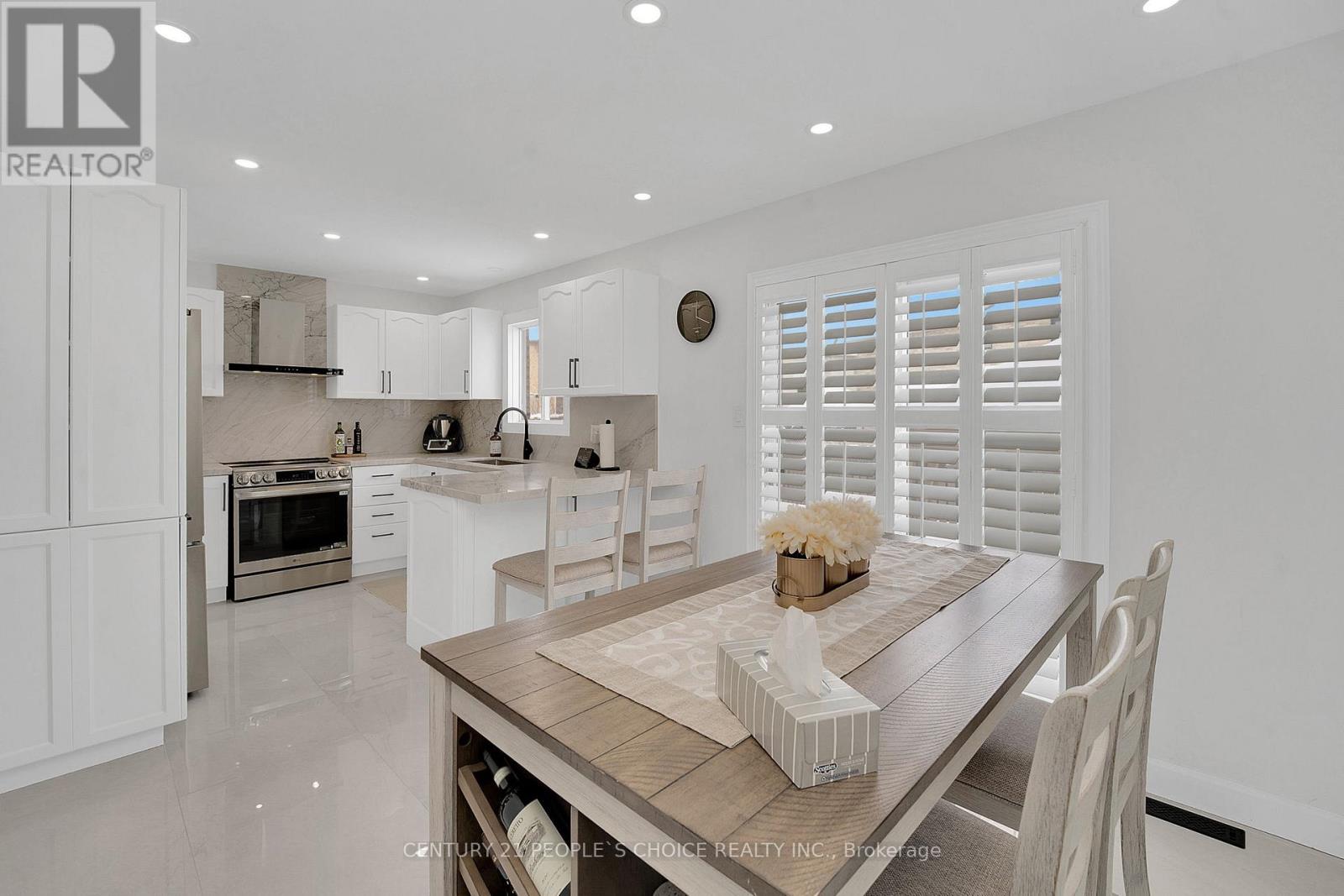 166 Marbella Road, Vaughan, Ontario  L4H 1L4 - Photo 16 - N12739372