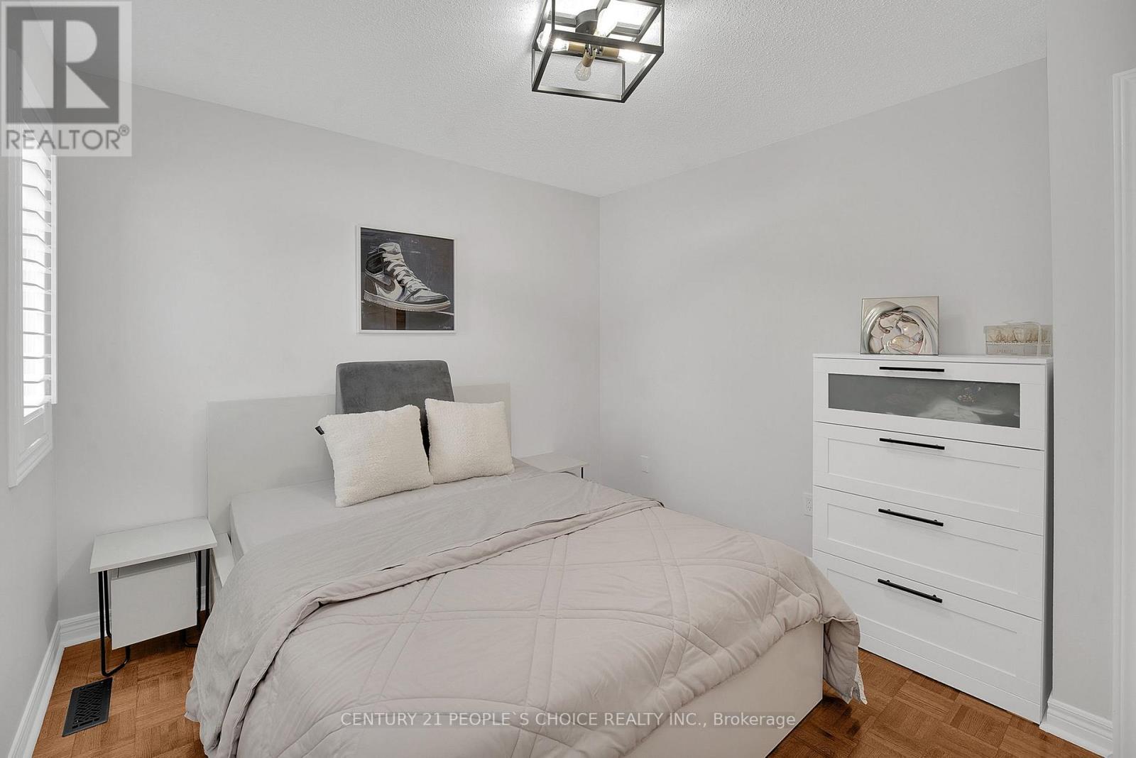 166 Marbella Road, Vaughan, Ontario  L4H 1L4 - Photo 26 - N12739372