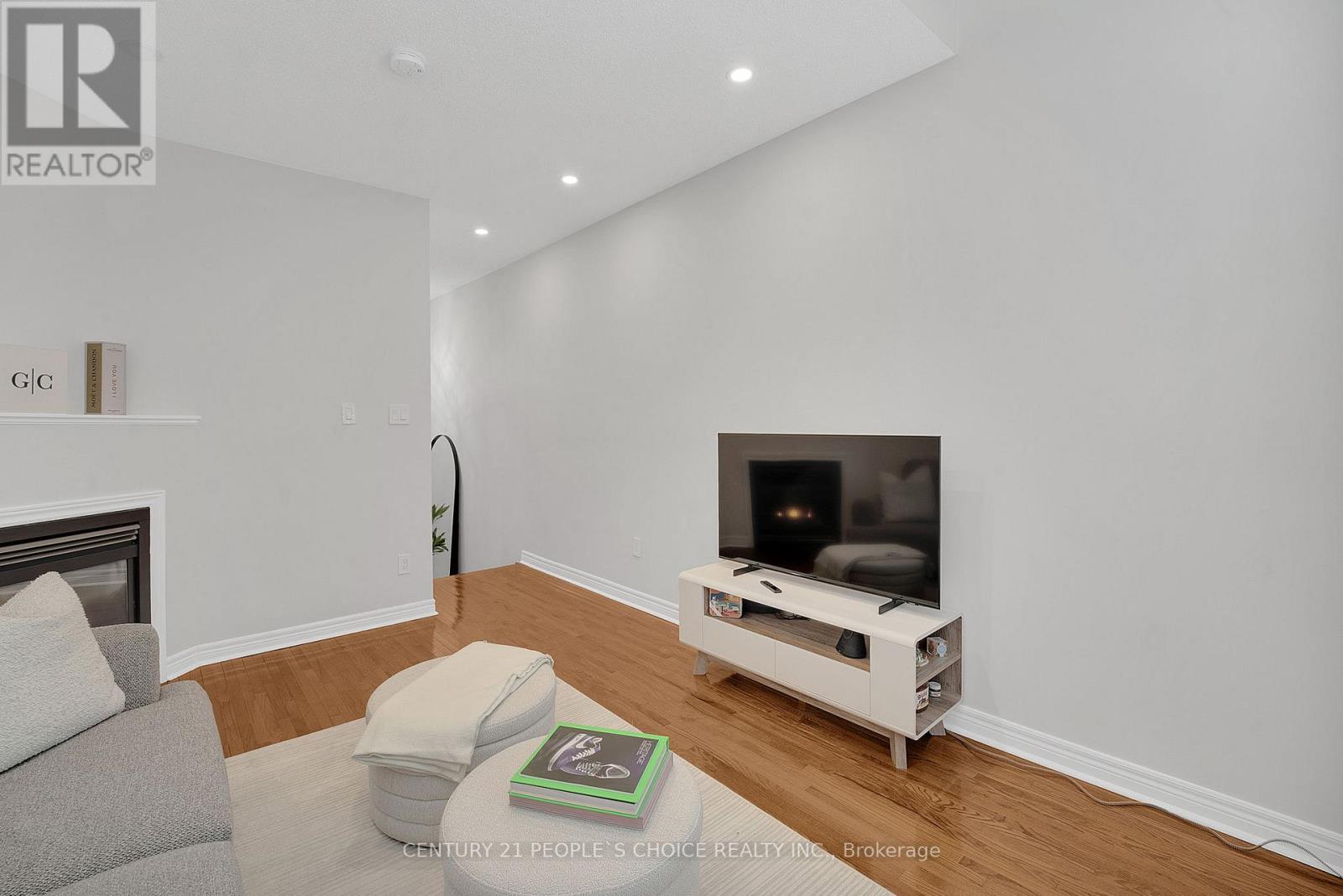 166 Marbella Road, Vaughan, Ontario  L4H 1L4 - Photo 30 - N12739372