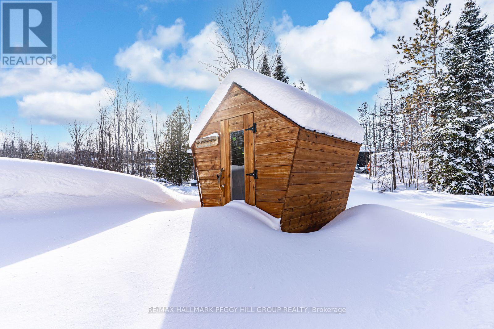 2917 Fairgrounds Road, Ramara, Ontario  L0K 2B0 - Photo 15 - S12739368