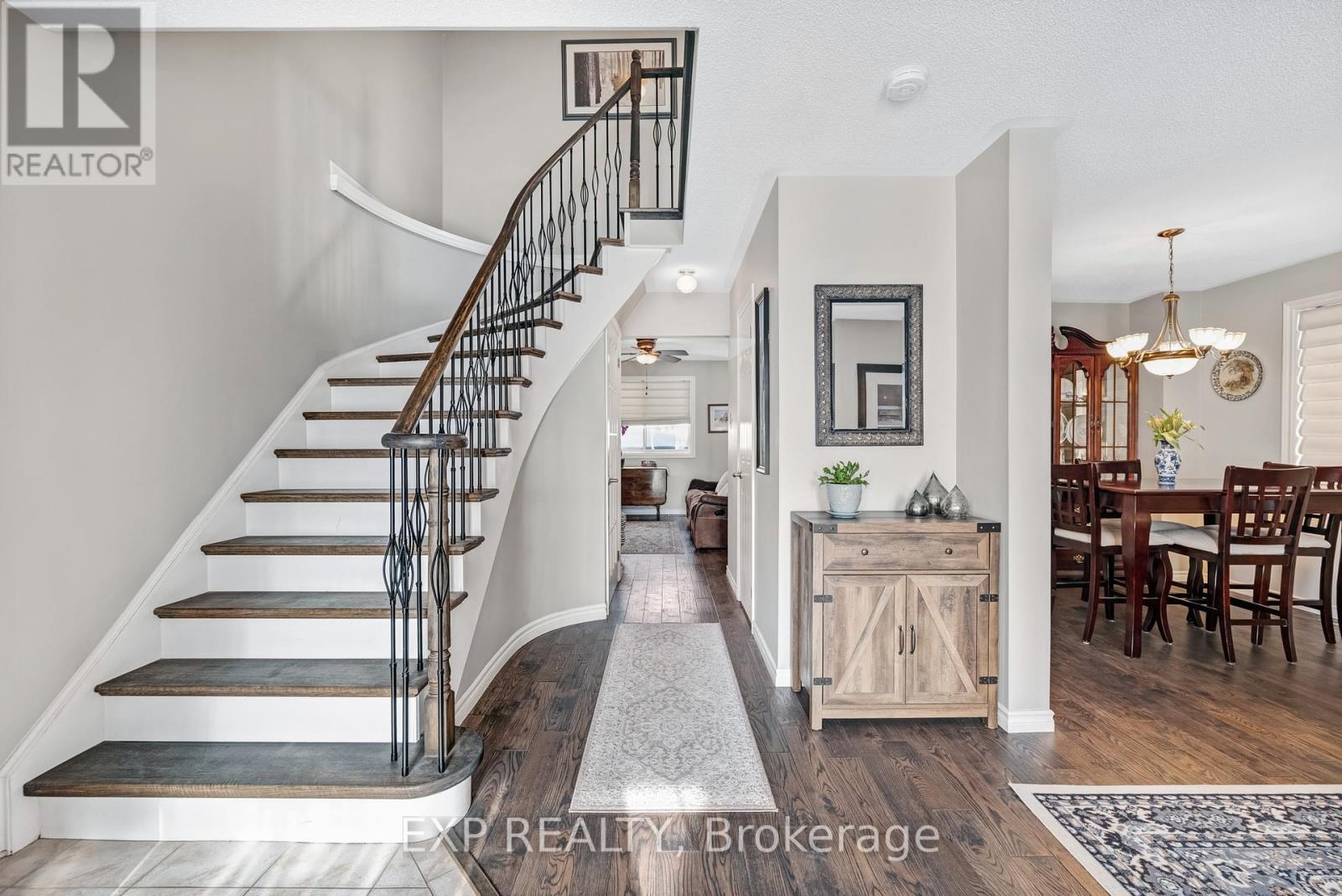 228 Mapleton Avenue S, Barrie (Holly), Ontario  L4N 8T3 - Photo 10 - S12739456