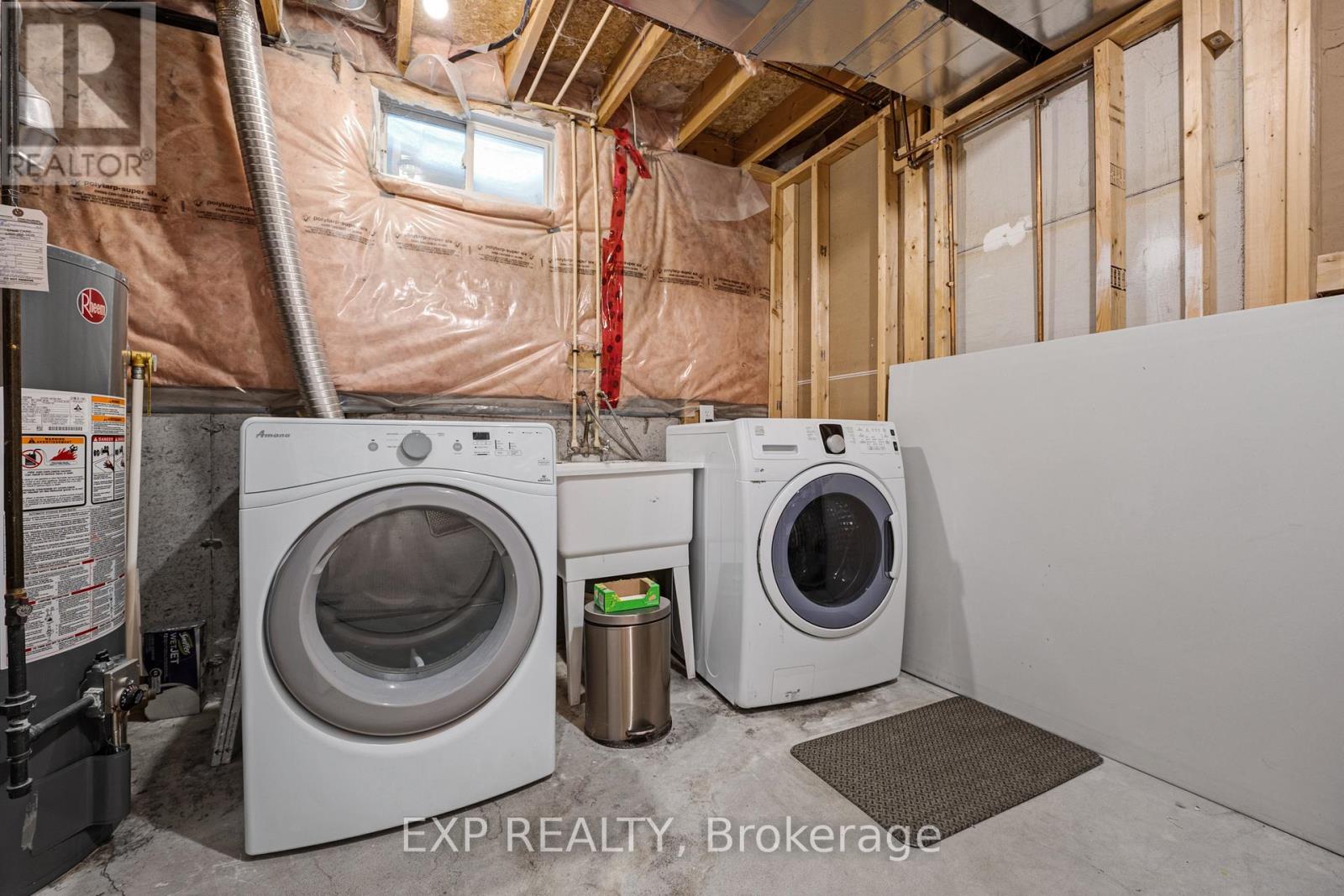 228 Mapleton Avenue S, Barrie (Holly), Ontario  L4N 8T3 - Photo 36 - S12739456