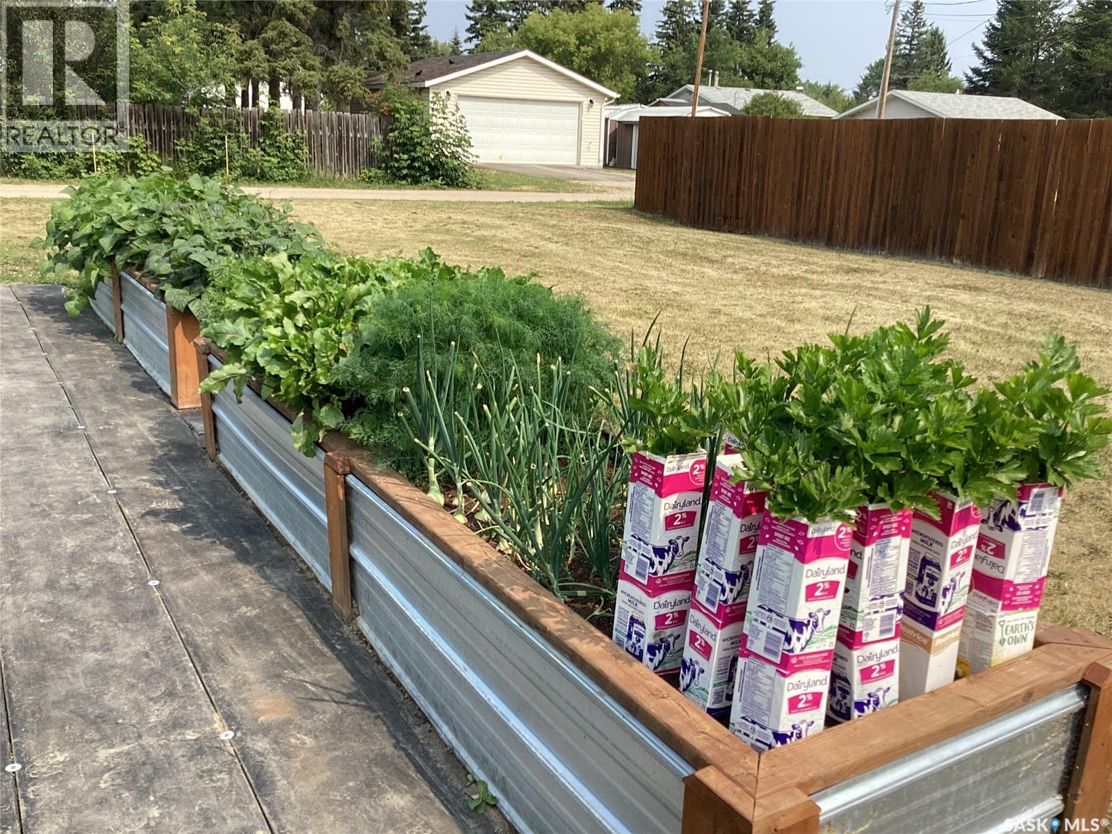 810 Main Street, Big River, Saskatchewan  S0J 0E0 - Photo 12 - SK027584