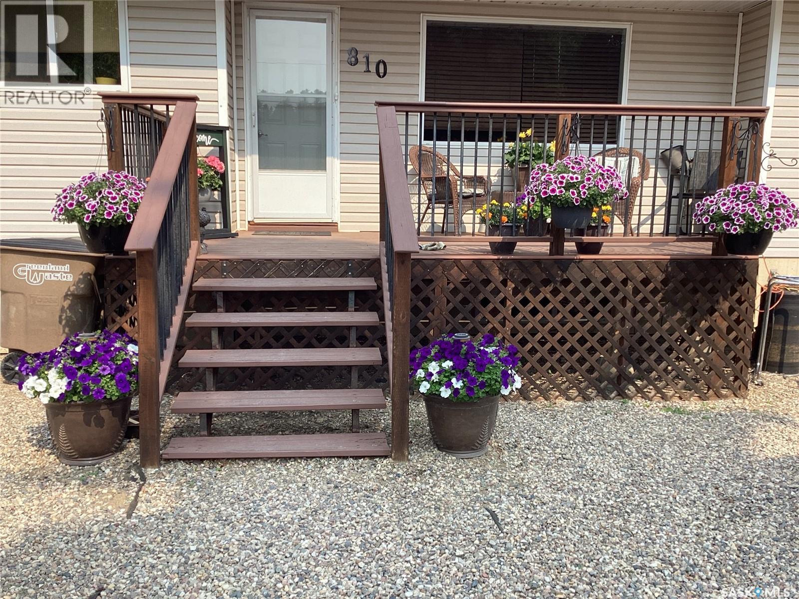 810 Main Street, Big River, Saskatchewan  S0J 0E0 - Photo 2 - SK027584