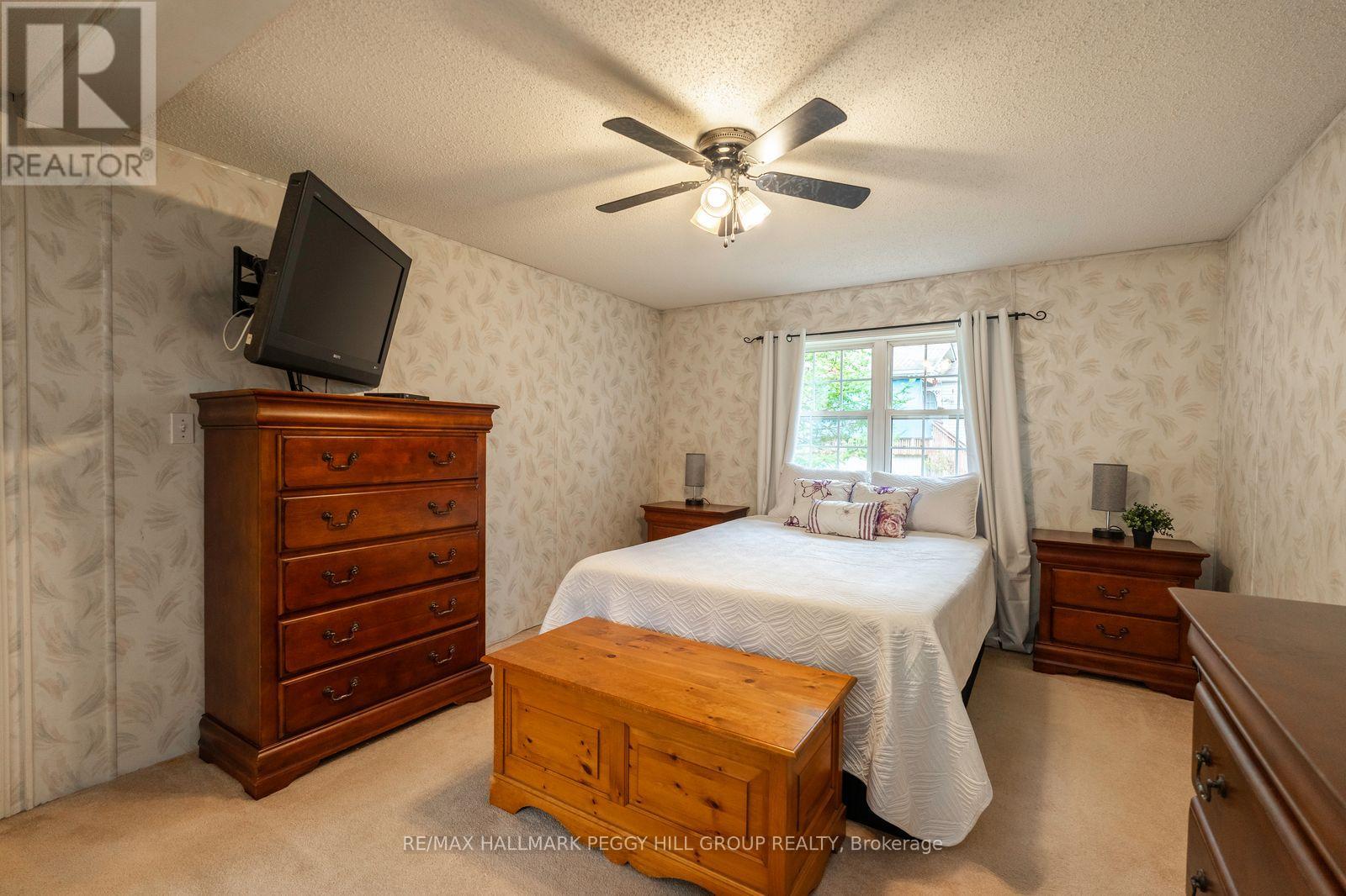 30 Jane Street, Oro-Medonte, Ontario  L3V 0P9 - Photo 8 - S12653358