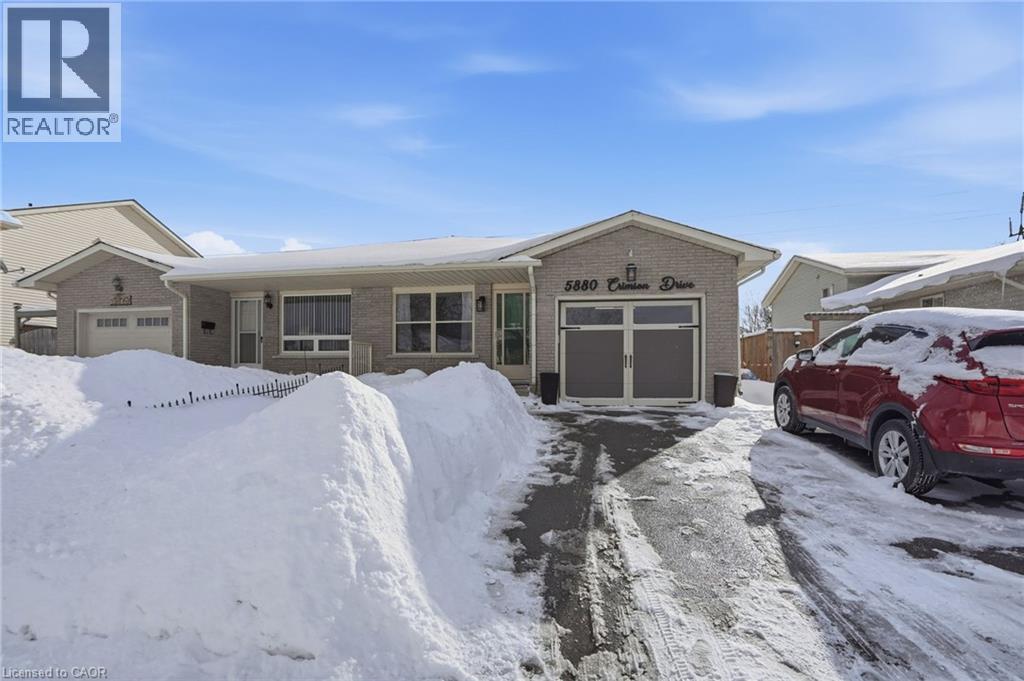 5880 Crimson Drive Unit# Main, Niagara Falls, Ontario  L2G 7T7 - Photo 1 - 40801608