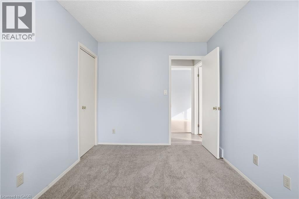 5880 Crimson Drive Unit# Main, Niagara Falls, Ontario  L2G 7T7 - Photo 10 - 40801608