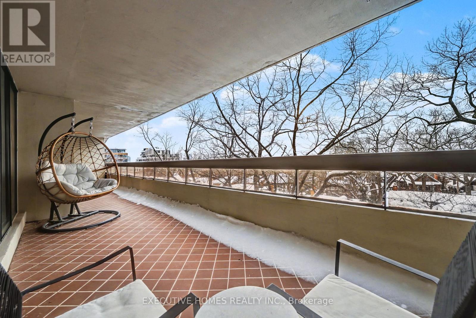 504 - 80 Quebec Avenue, Toronto, Ontario  M6P 4B7 - Photo 18 - W12739358