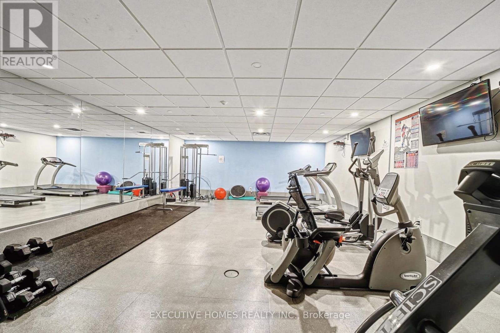 504 - 80 Quebec Avenue, Toronto, Ontario  M6P 4B7 - Photo 20 - W12739358