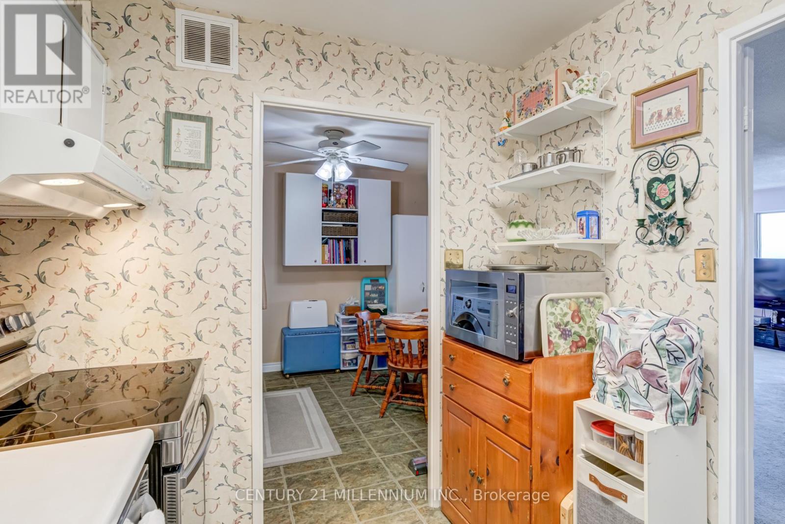 910 - 1580 Mississauga Valley Boulevard, Mississauga, Ontario  L5A 3T8 - Photo 20 - W12739364