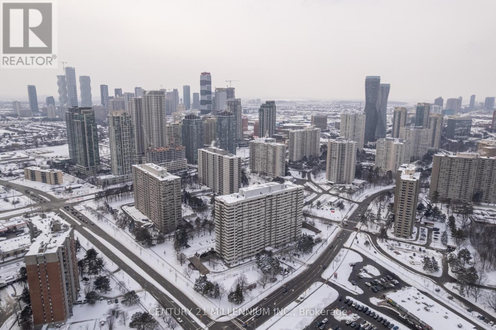 910 - 1580 Mississauga Valley Boulevard, Mississauga, Ontario  L5A 3T8 - Photo 3 - W12739364