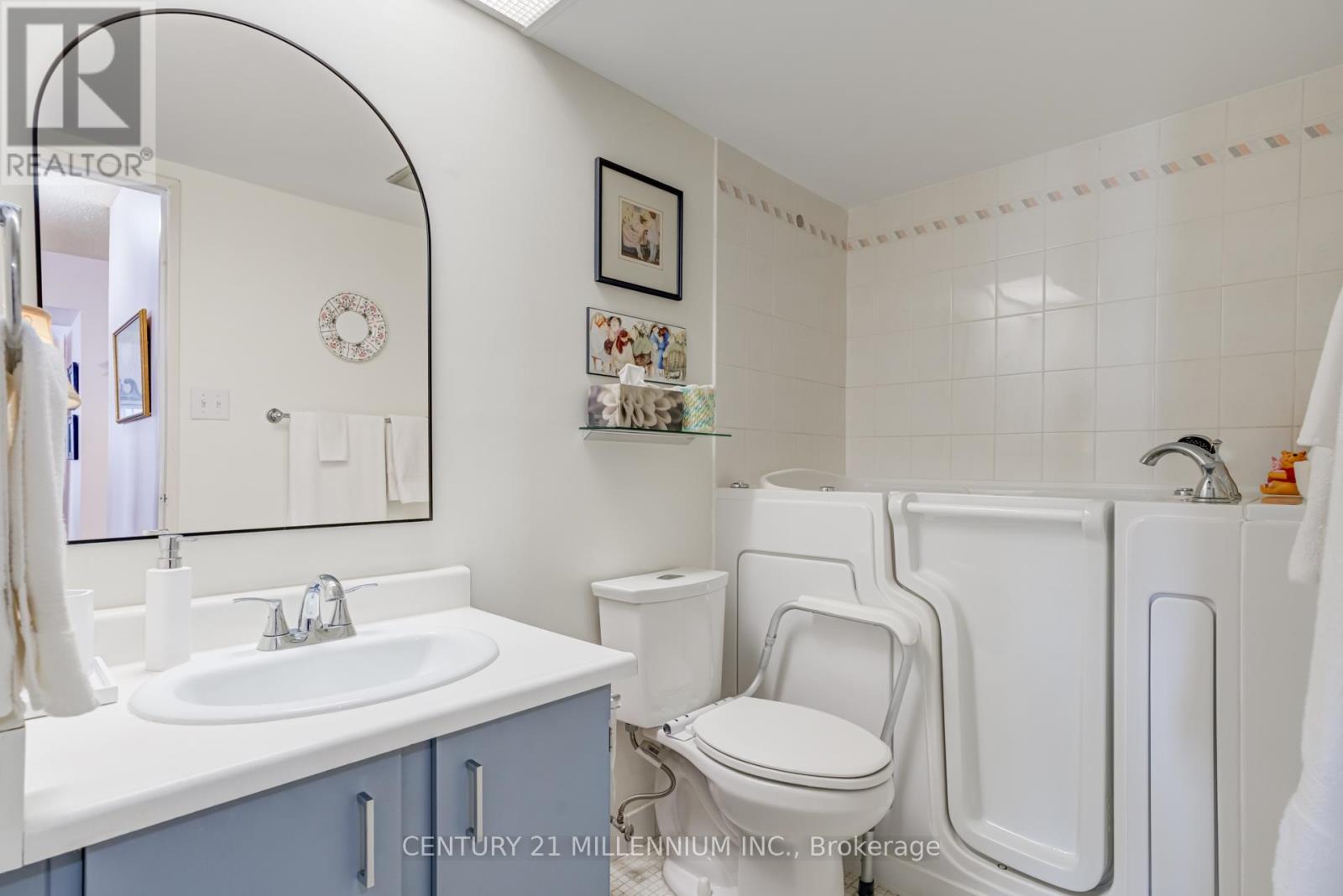 910 - 1580 Mississauga Valley Boulevard, Mississauga, Ontario  L5A 3T8 - Photo 44 - W12739364