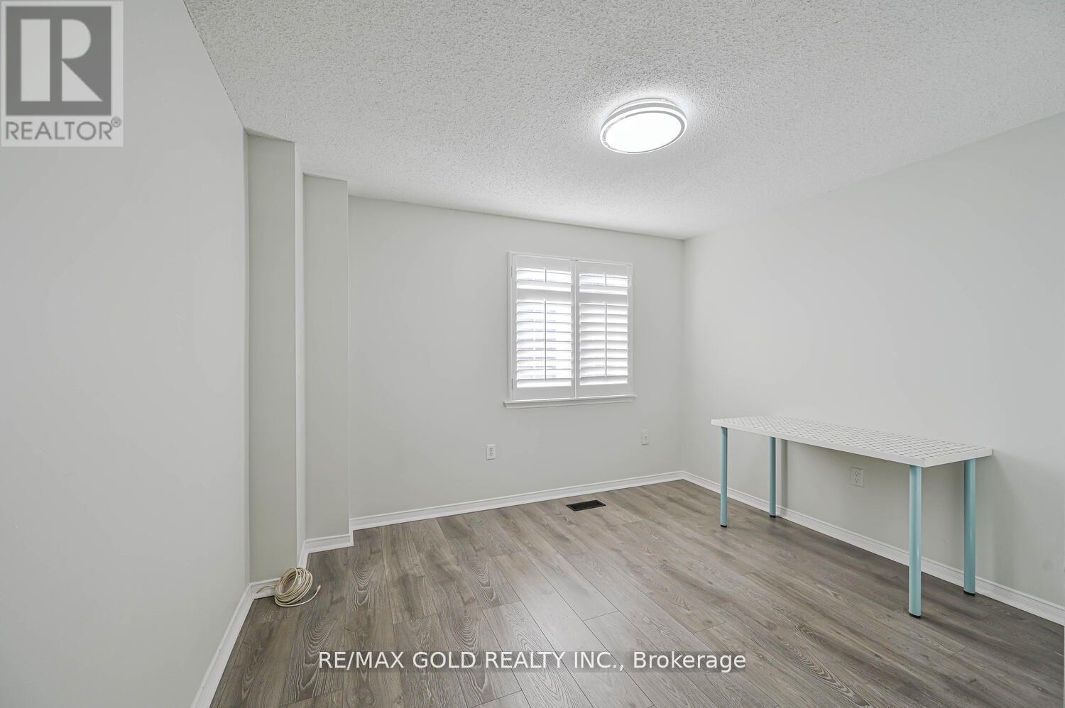 60 - 80 Strathaven Drive, Mississauga, Ontario  L5R 3V9 - Photo 17 - W12739398