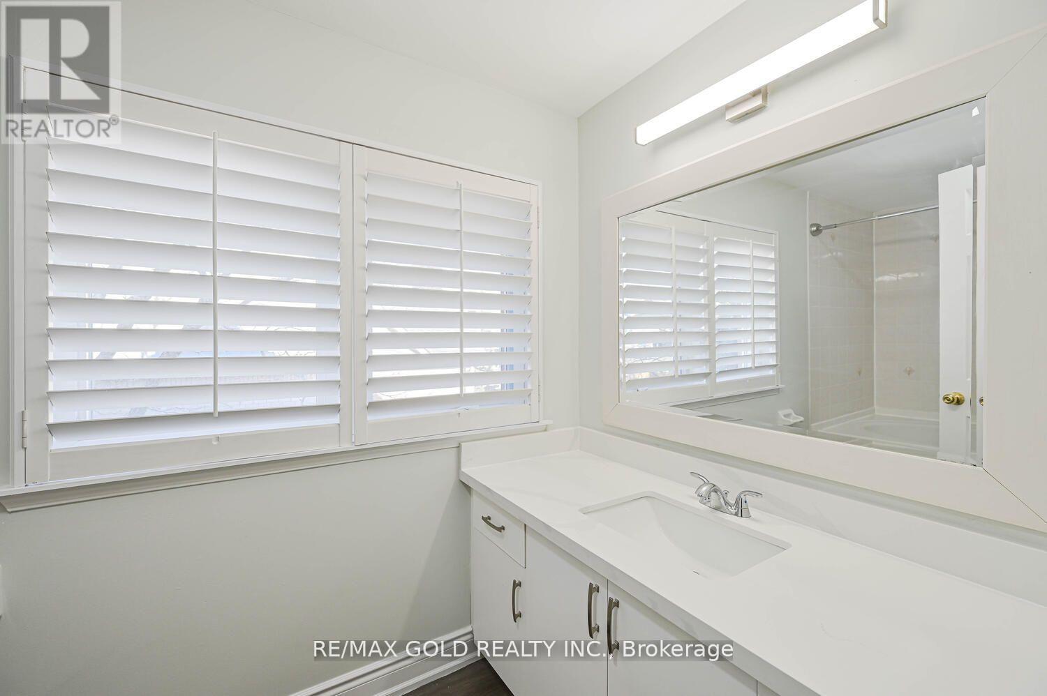 60 - 80 Strathaven Drive, Mississauga, Ontario  L5R 3V9 - Photo 34 - W12739398