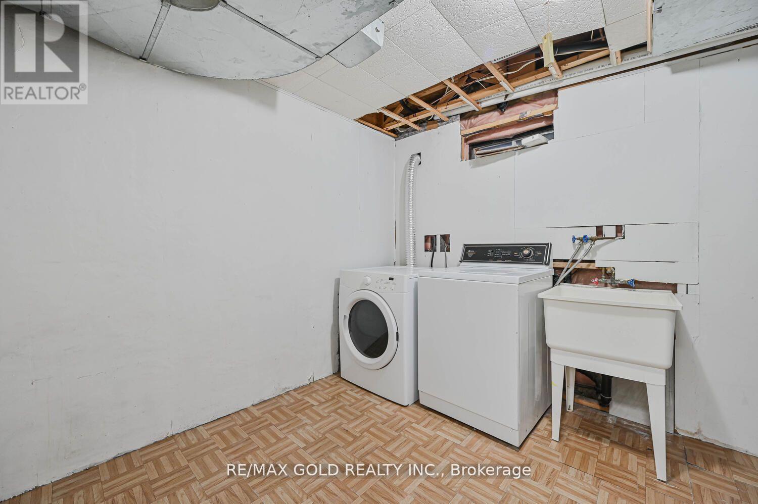 60 - 80 Strathaven Drive, Mississauga, Ontario  L5R 3V9 - Photo 37 - W12739398