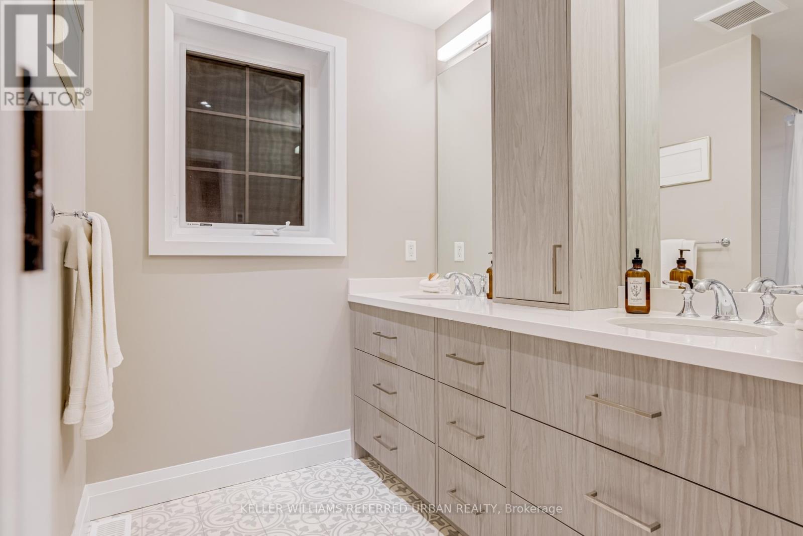 73 Armadale Avenue, Toronto, Ontario  M6S 3W9 - Photo 28 - W12739408