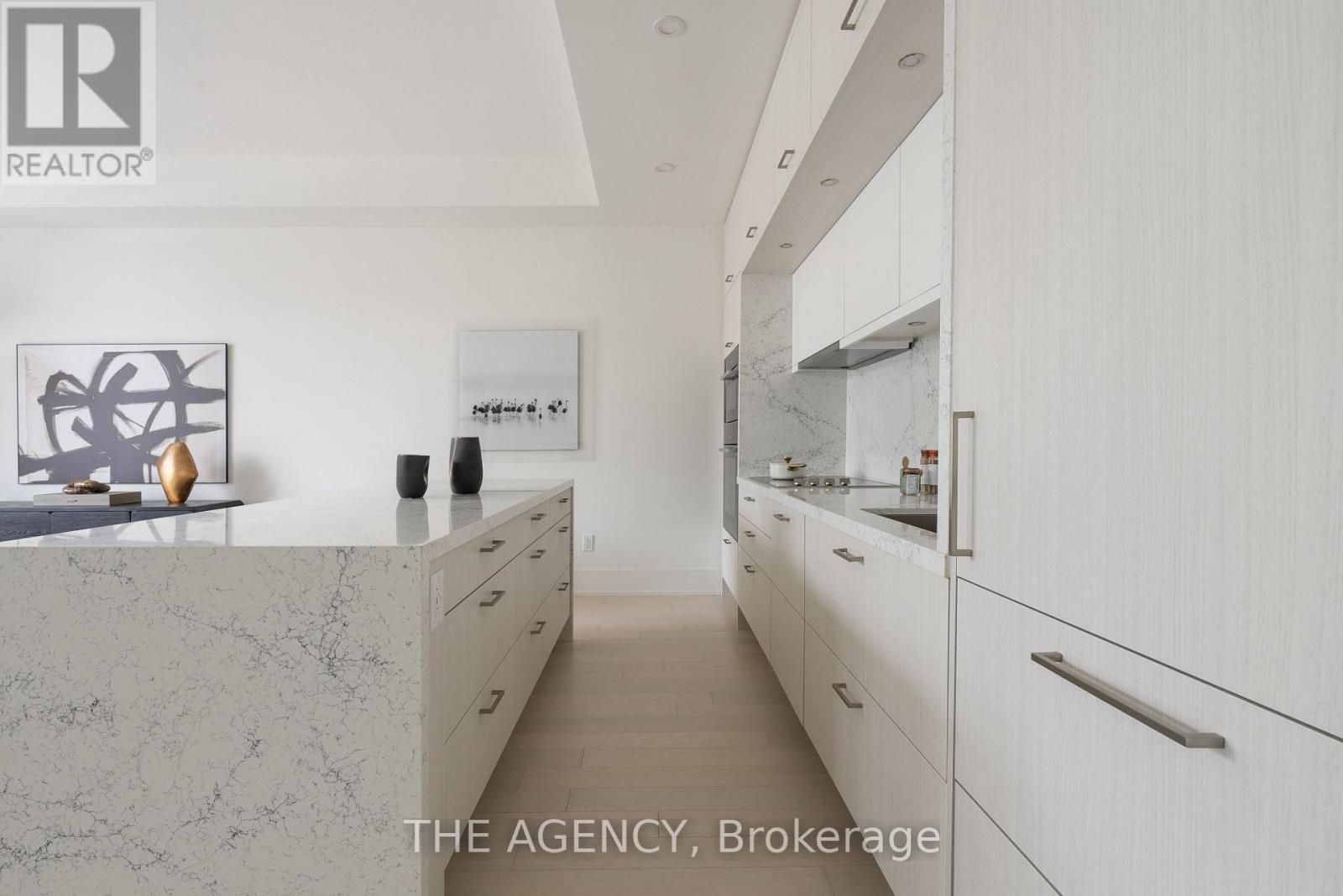 Th121 - 259 The Kingsway, Toronto, Ontario  M9A 3T6 - Photo 6 - W12739450