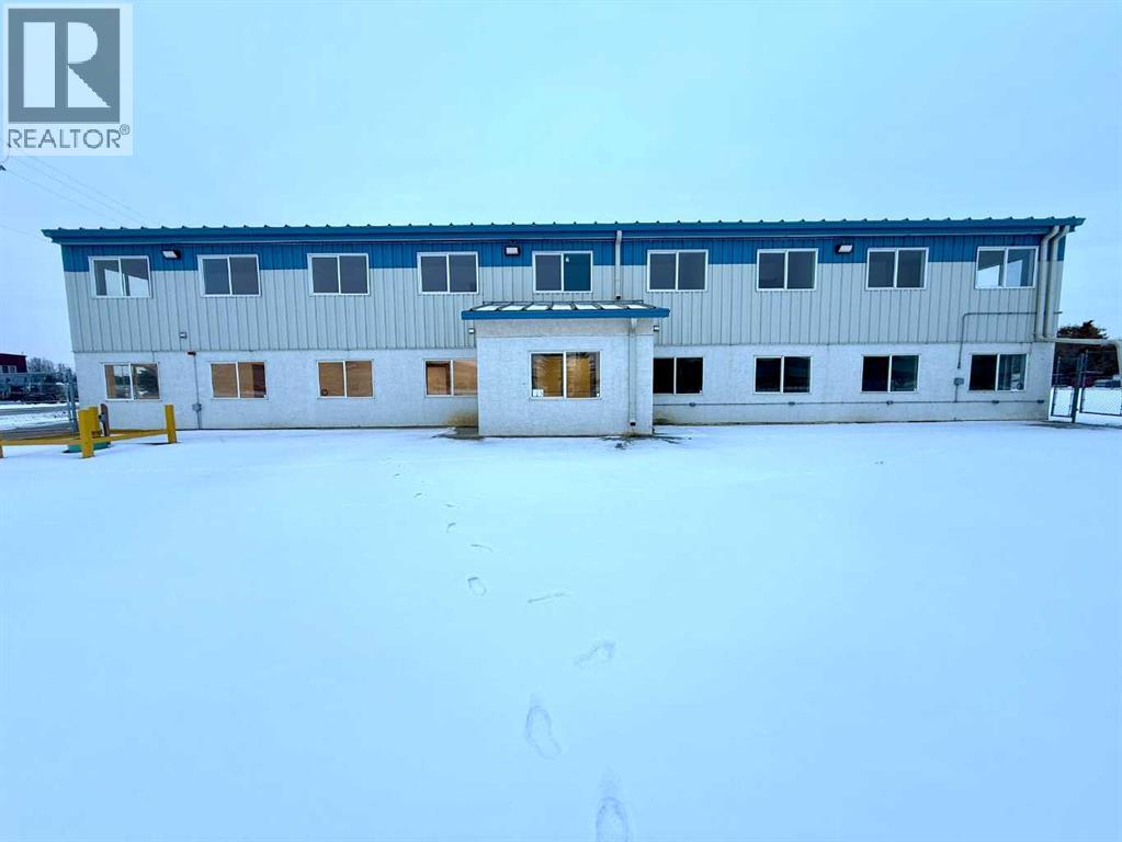 8 Van Der Horn Way, Rural Red Deer County, Alberta  T4S 2M4 - Photo 3 - A2255243